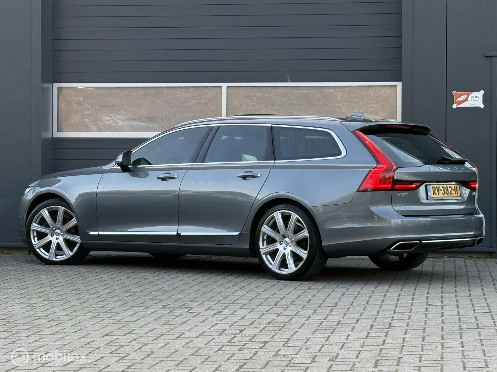 Hoofdafbeelding Volvo V90