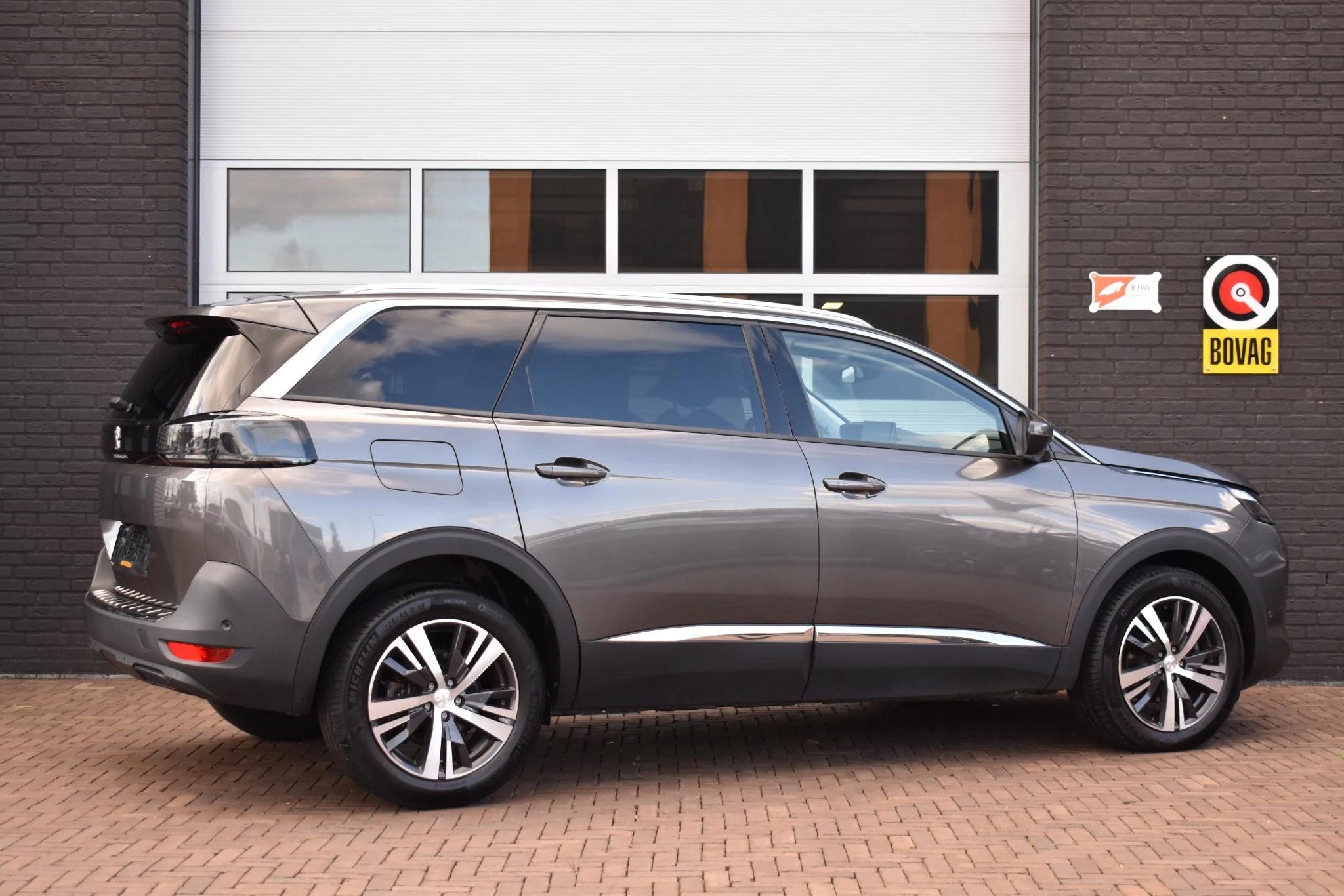 Hoofdafbeelding Peugeot 5008