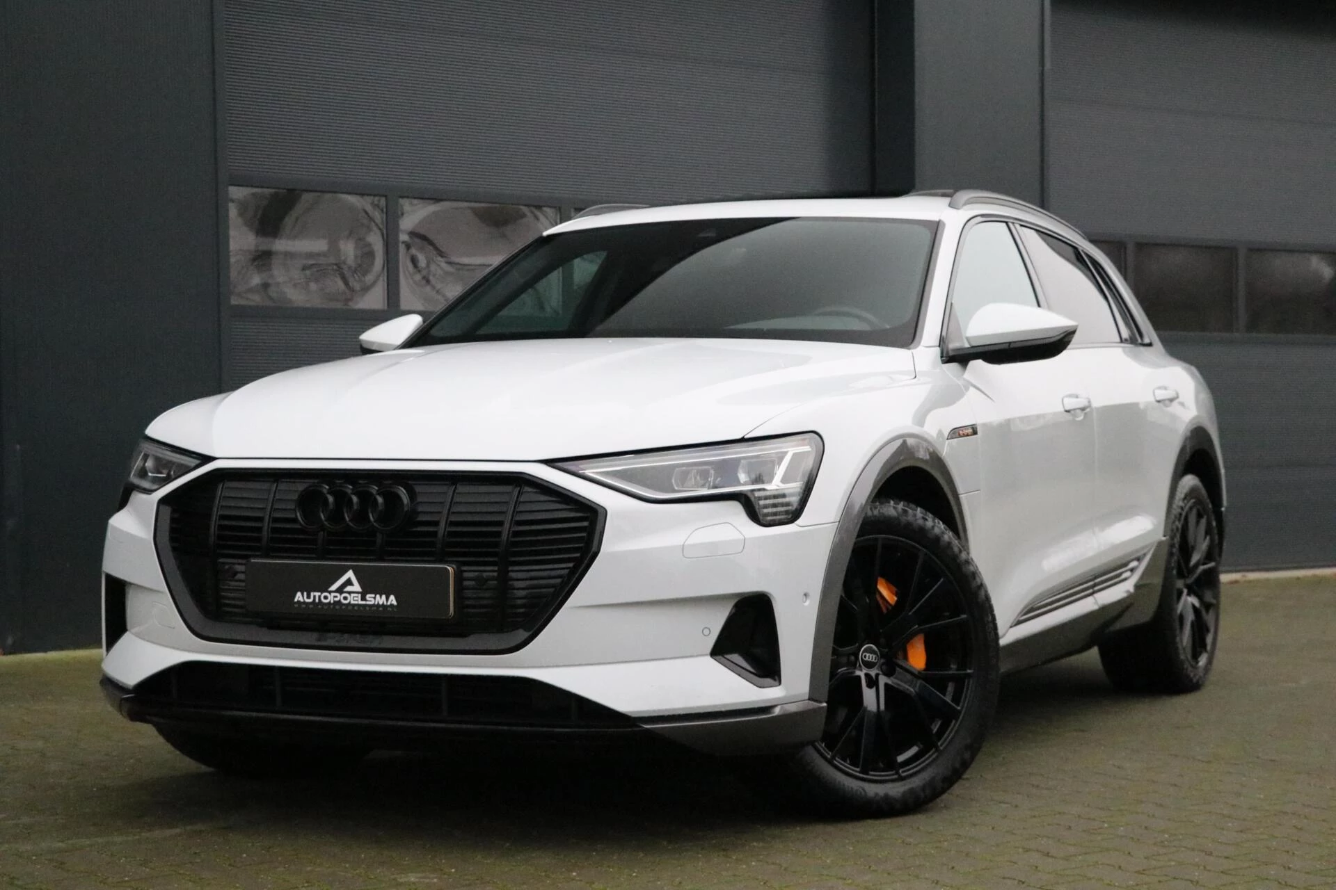 Hoofdafbeelding Audi e-tron