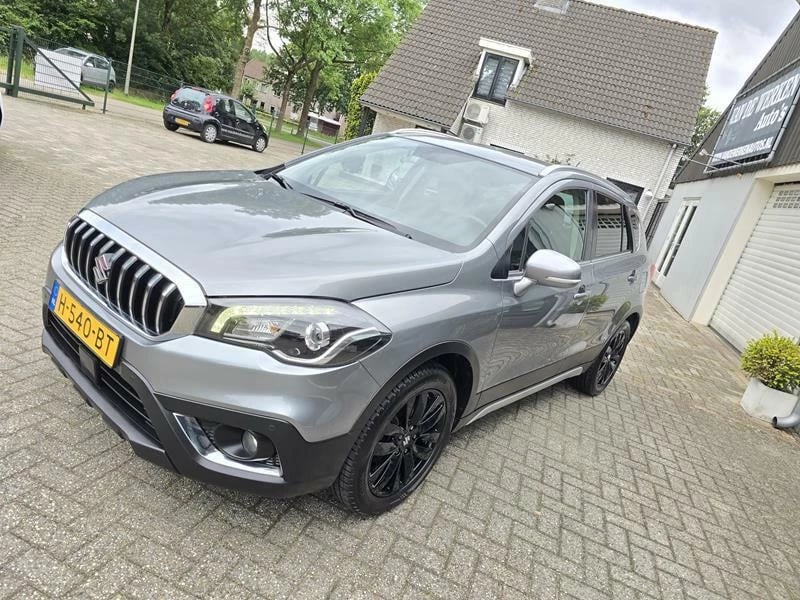 Hoofdafbeelding Suzuki S-Cross