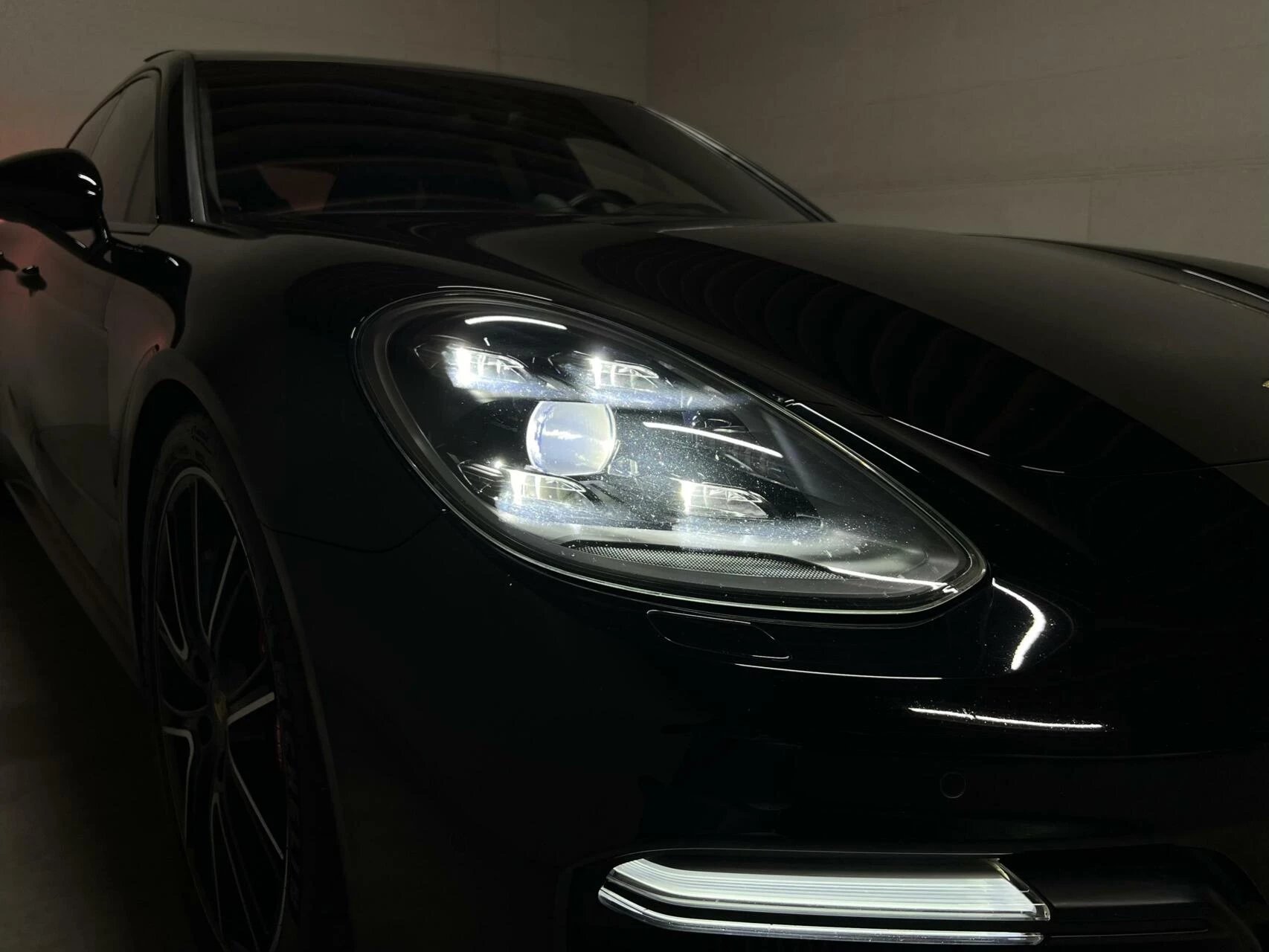 Hoofdafbeelding Porsche Panamera