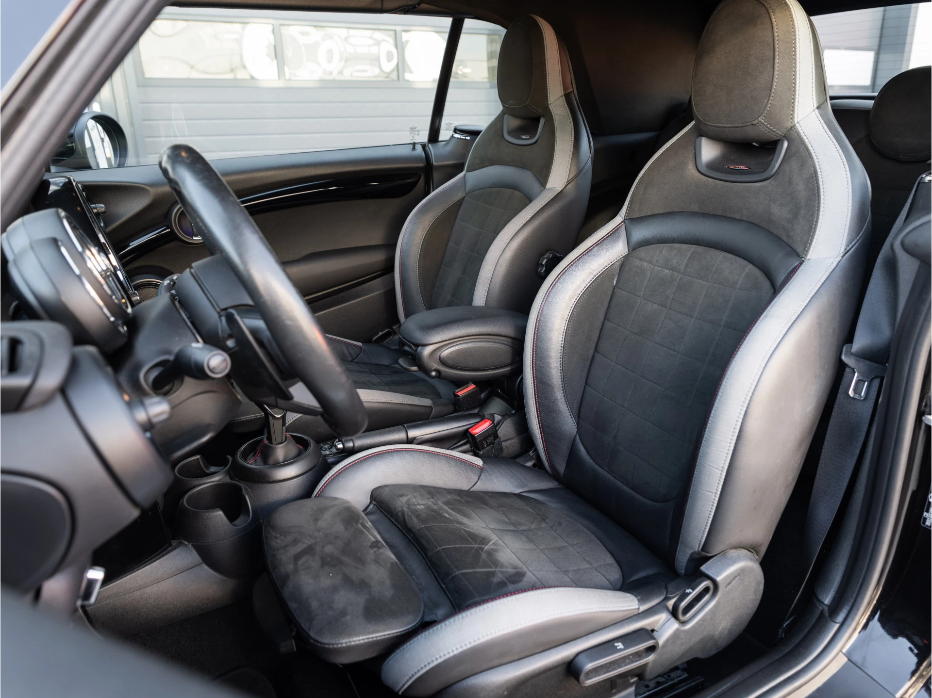 Hoofdafbeelding MINI Cooper S Cabrio