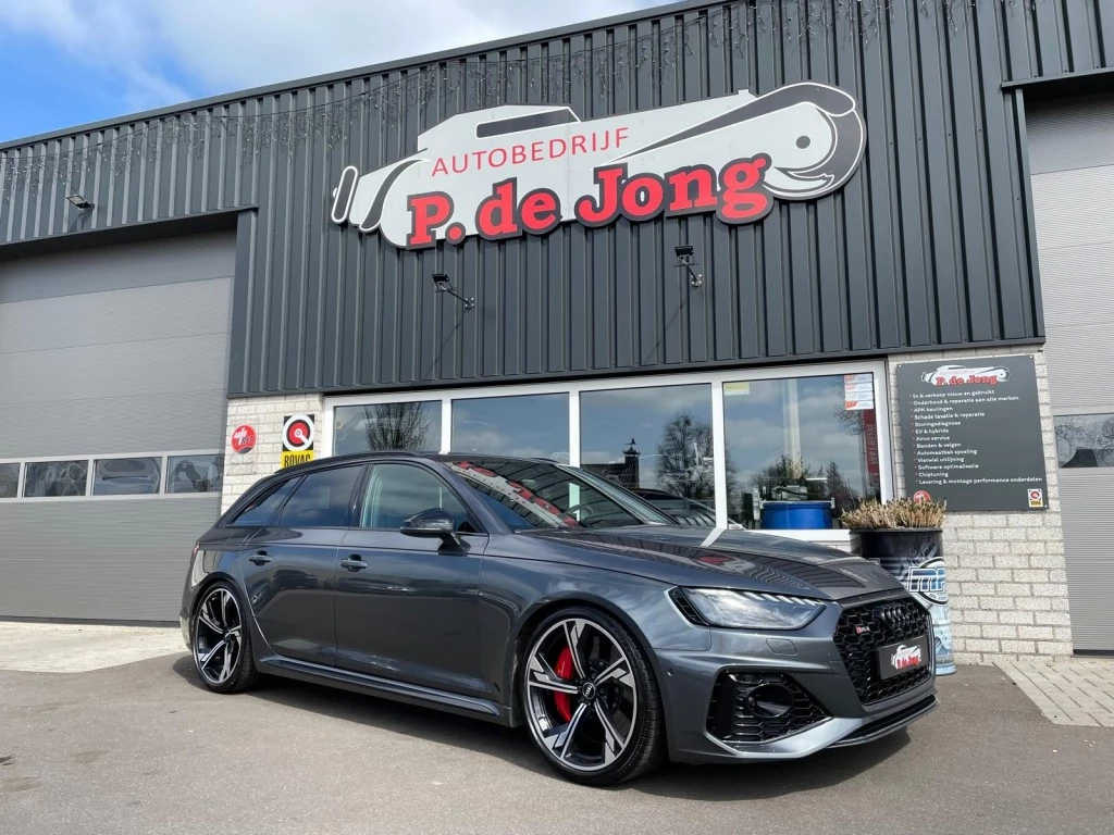 Hoofdafbeelding Audi RS4