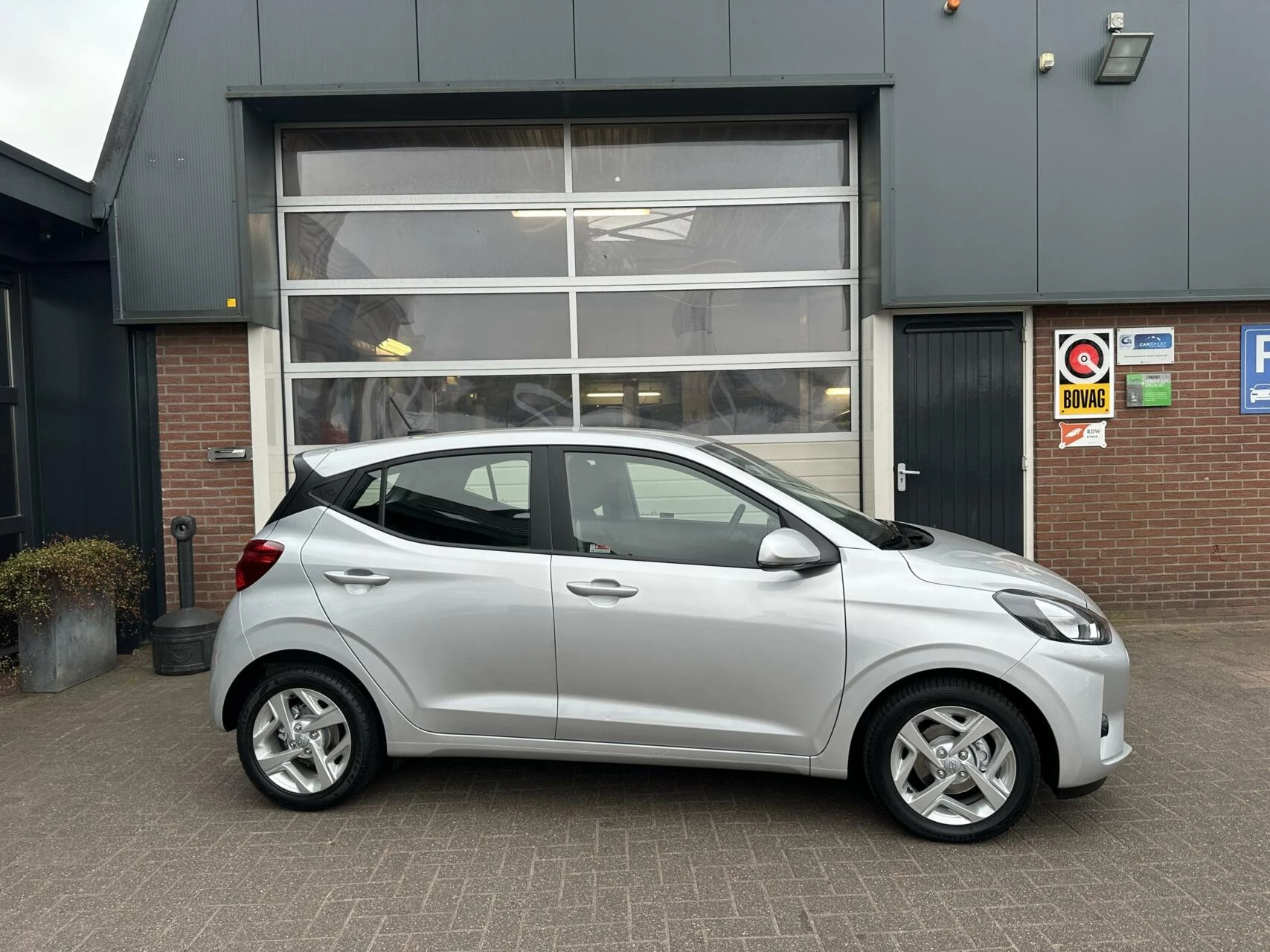 Hoofdafbeelding Hyundai i10