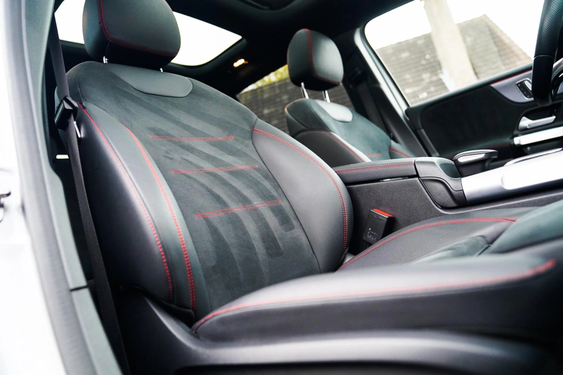 Hoofdafbeelding Mercedes-Benz EQB