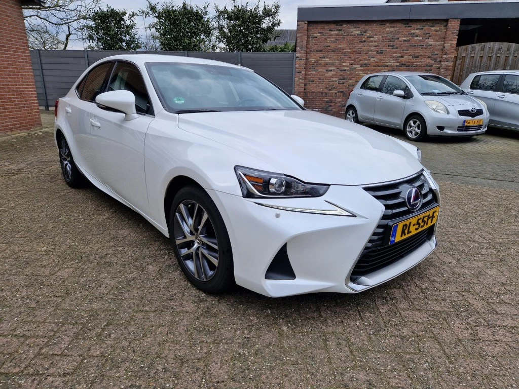 Hoofdafbeelding Lexus IS