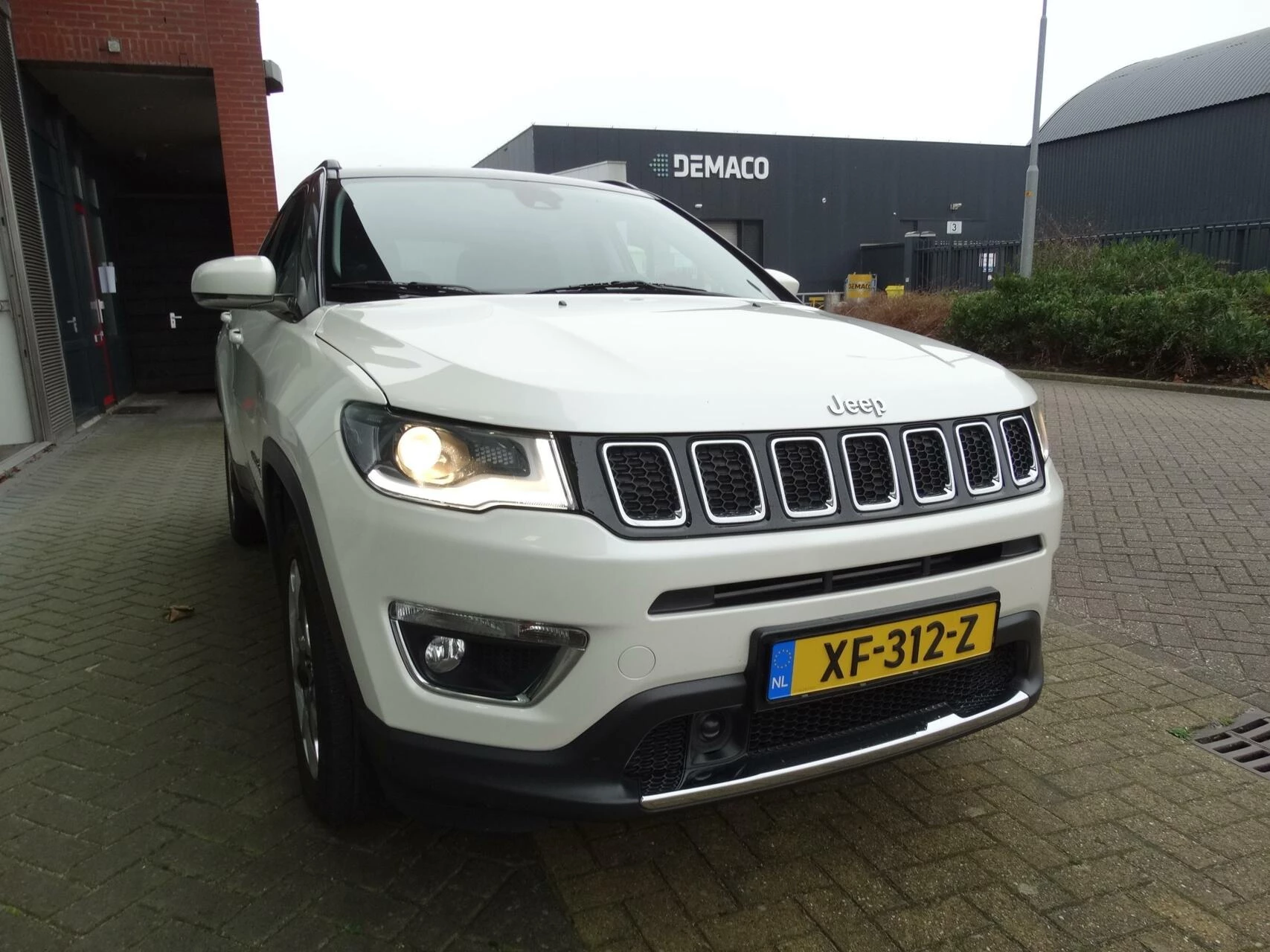 Hoofdafbeelding Jeep Compass