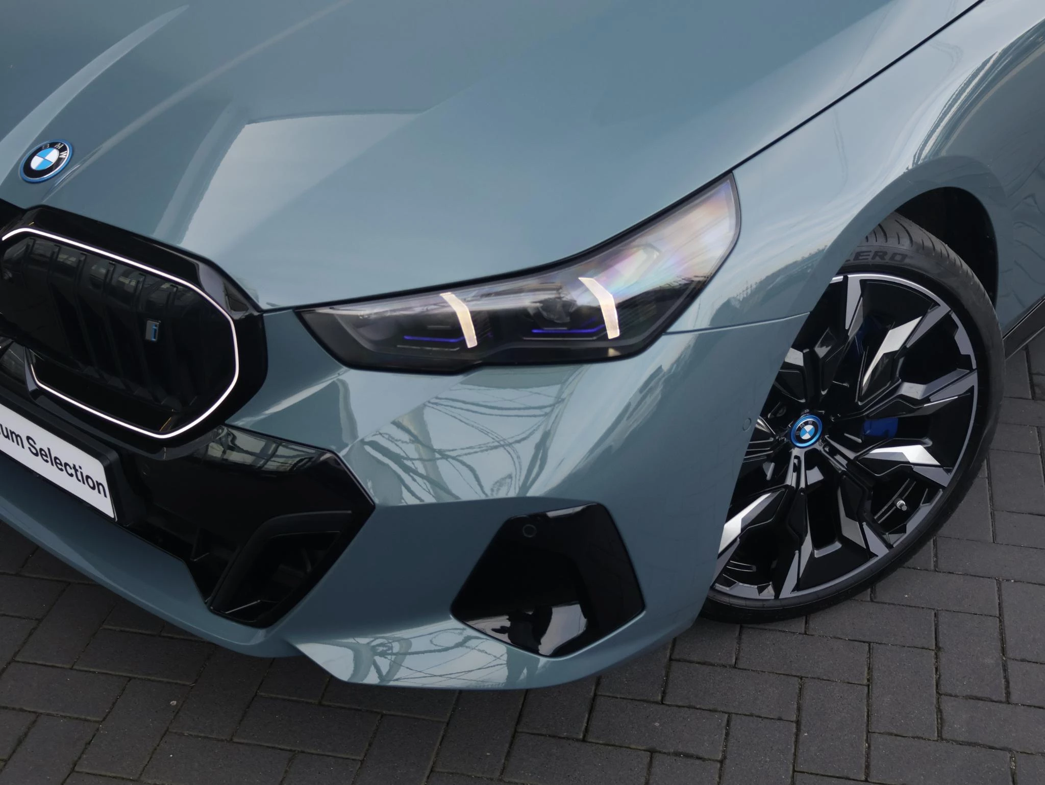 Hoofdafbeelding BMW i5