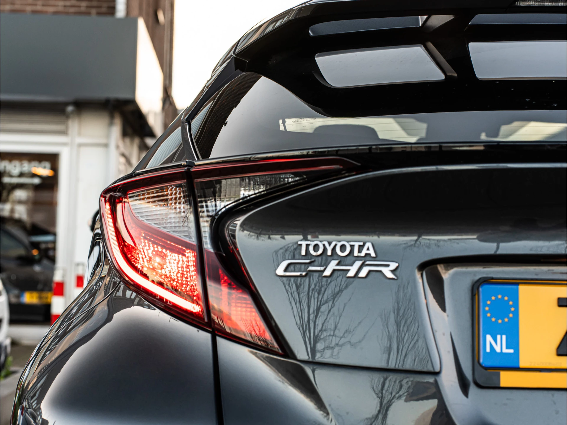 Hoofdafbeelding Toyota C-HR