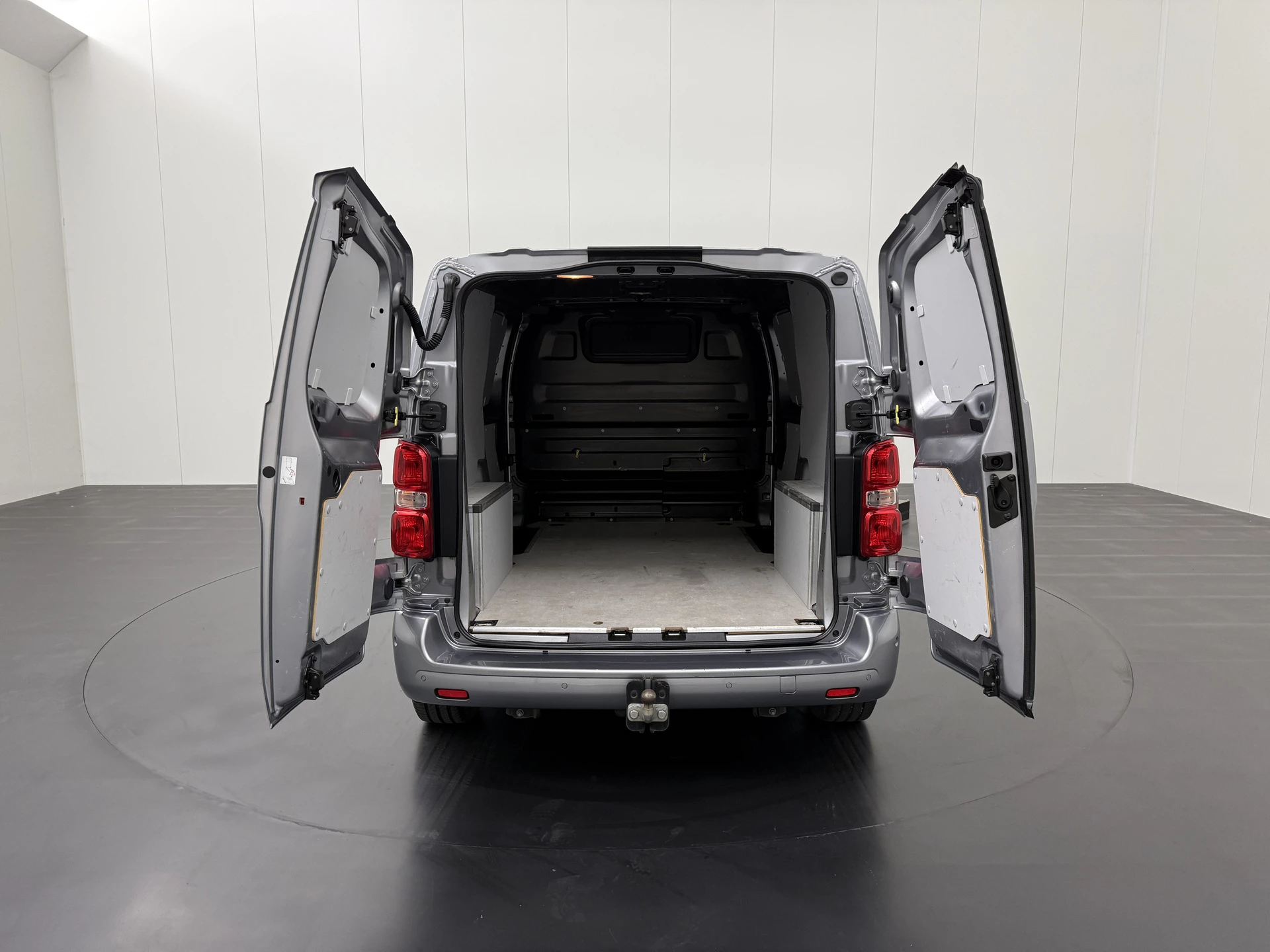 Hoofdafbeelding Peugeot e-Expert