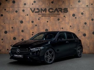 Mercedes-Benz A-Klasse 180 AMG Line | AMG Line | Night pakket | KeyLess |