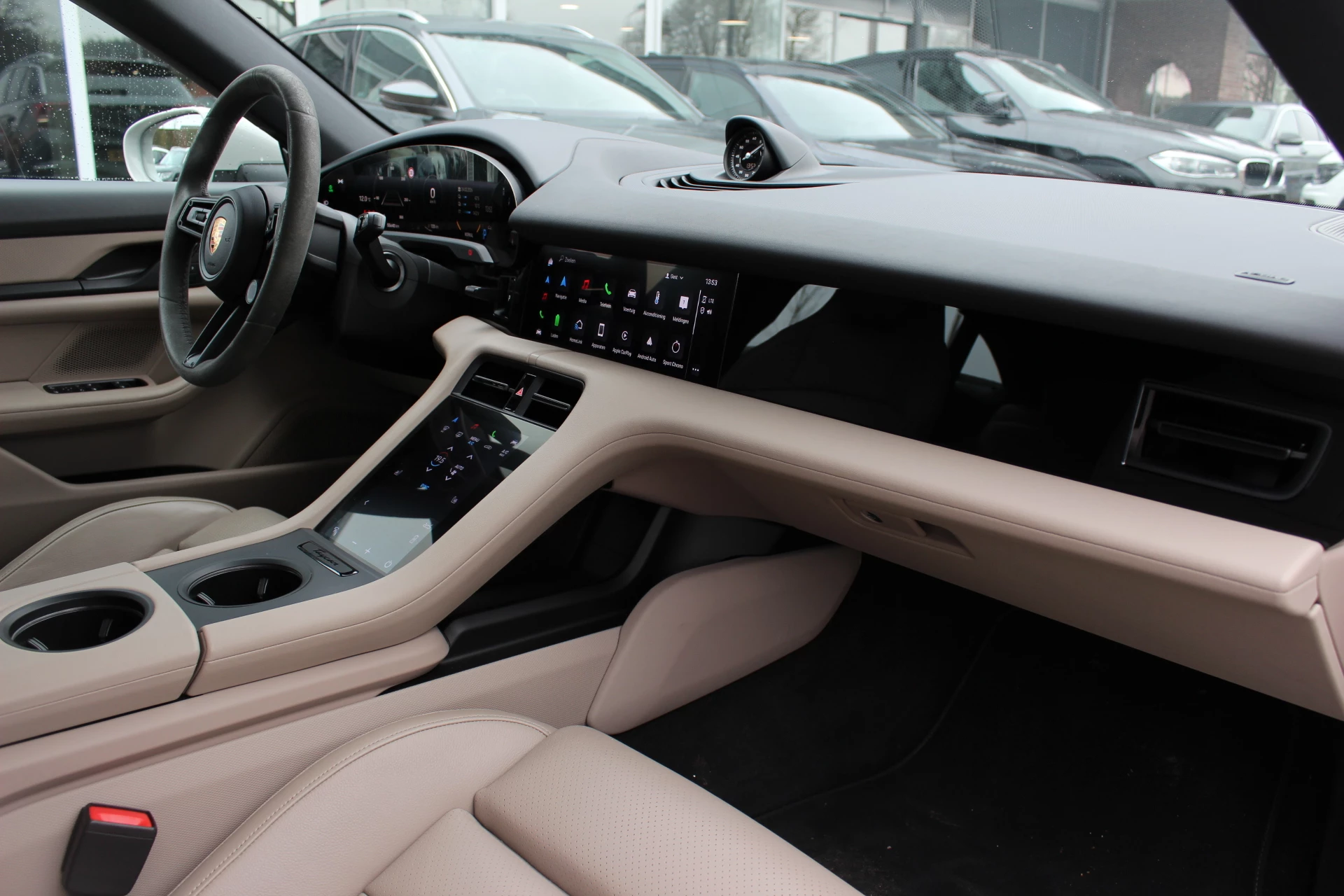 Hoofdafbeelding Porsche Taycan