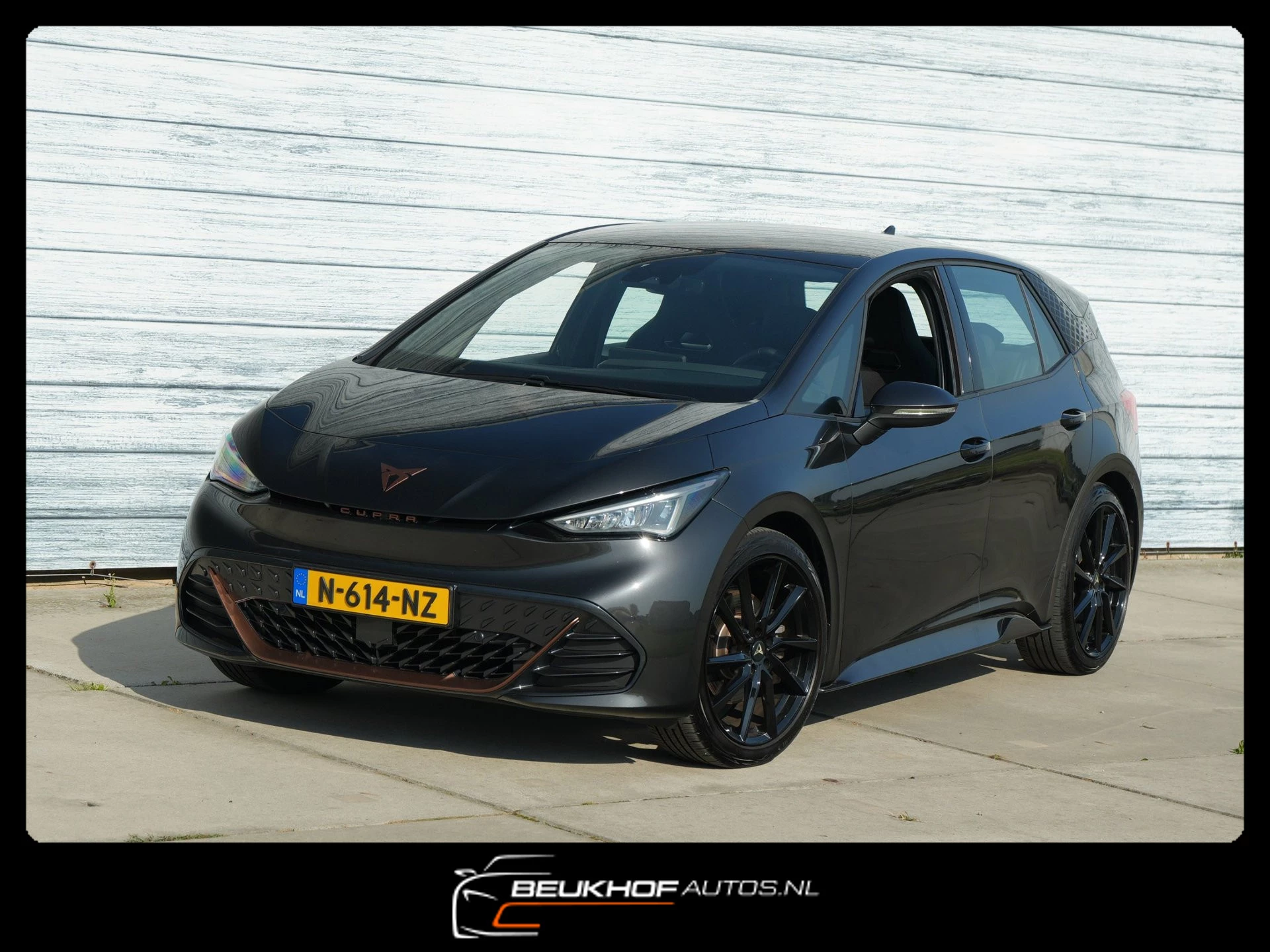 Hoofdafbeelding CUPRA Born