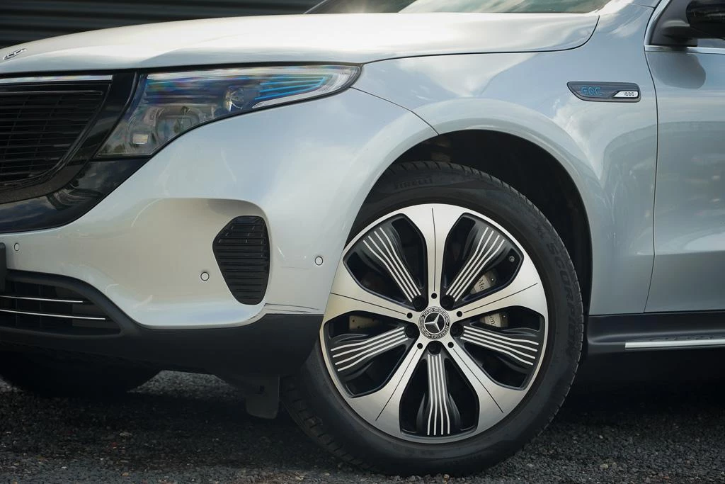 Hoofdafbeelding Mercedes-Benz EQC