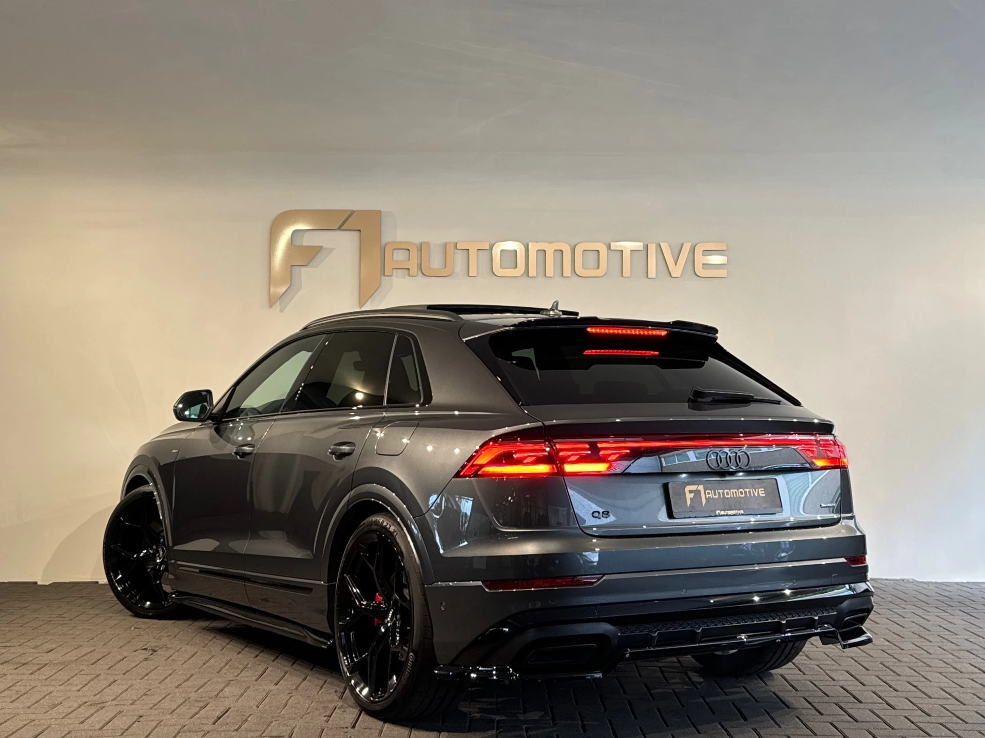 Hoofdafbeelding Audi Q8
