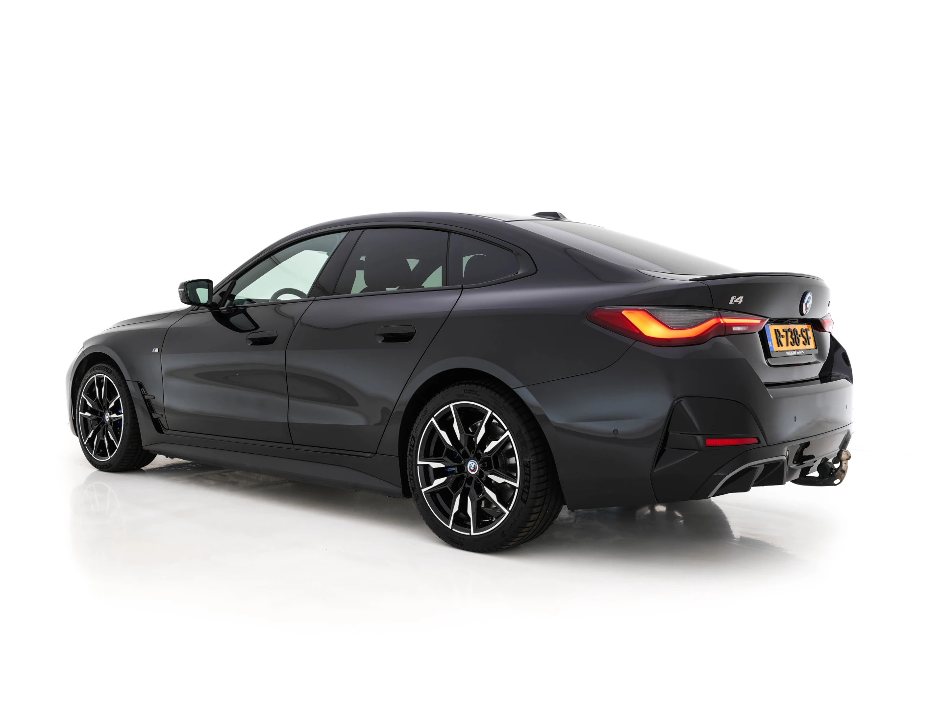 Hoofdafbeelding BMW i4