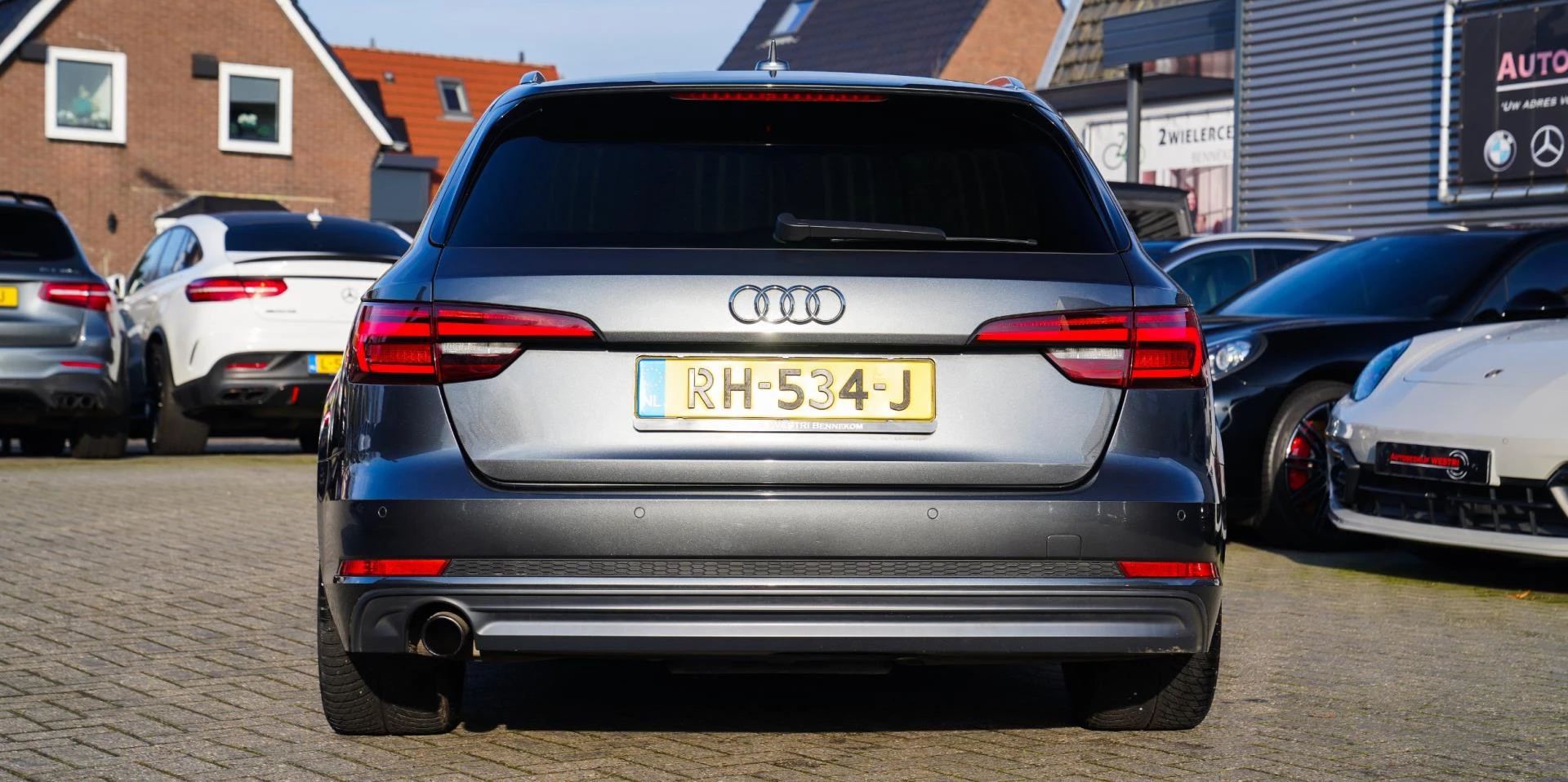 Hoofdafbeelding Audi A4