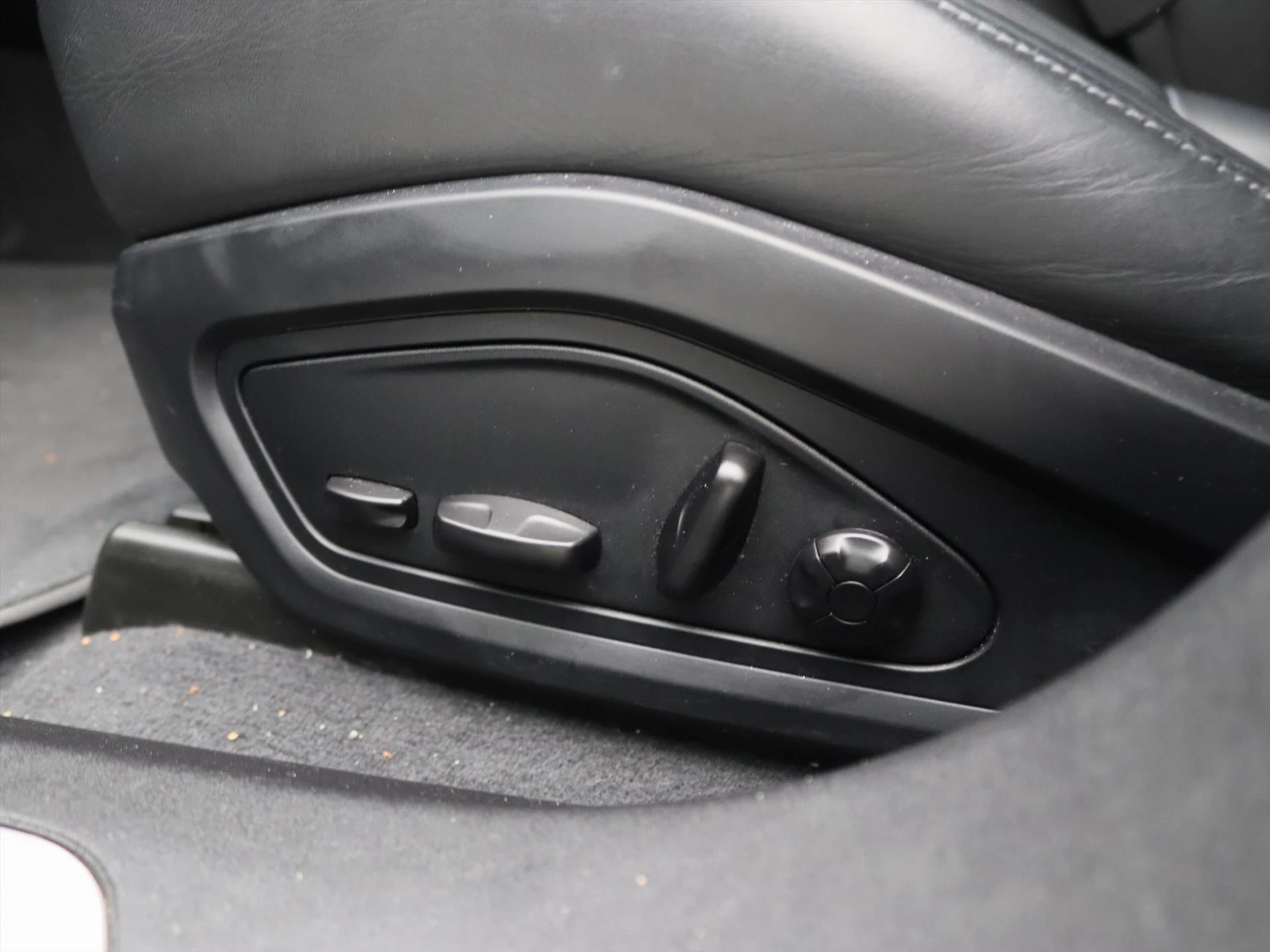 Hoofdafbeelding Porsche Taycan
