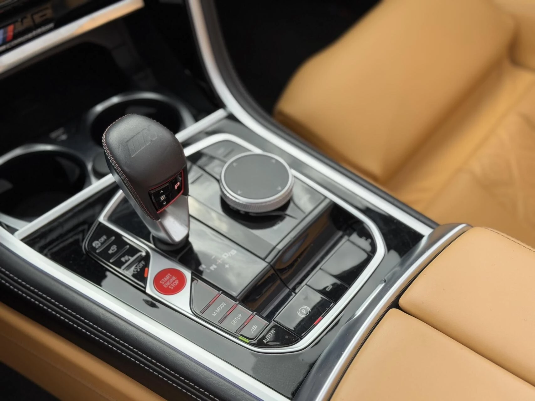 Hoofdafbeelding BMW M8