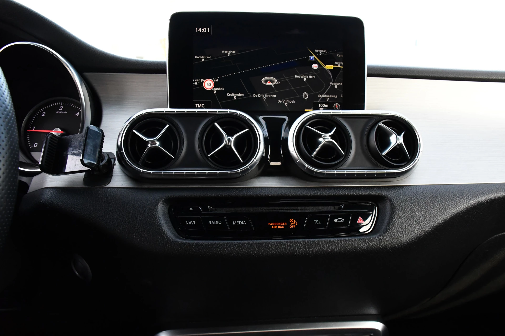 Hoofdafbeelding Mercedes-Benz X-Klasse