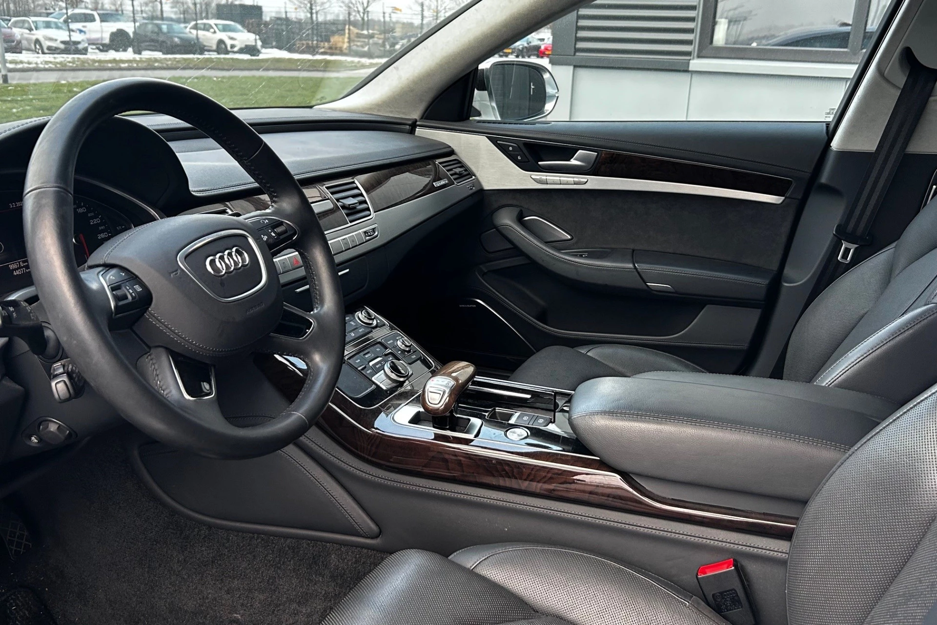 Hoofdafbeelding Audi A8