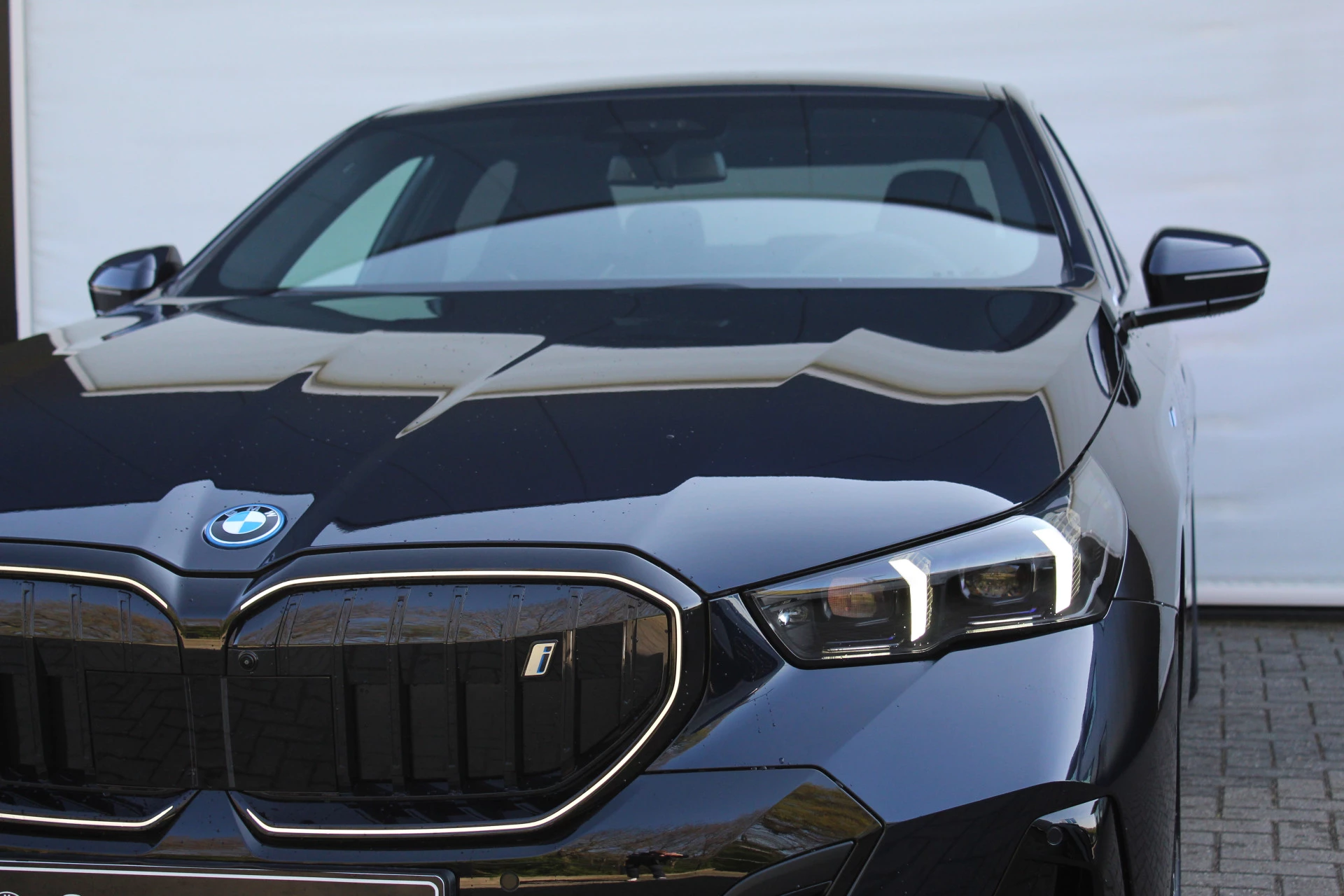 Hoofdafbeelding BMW i5