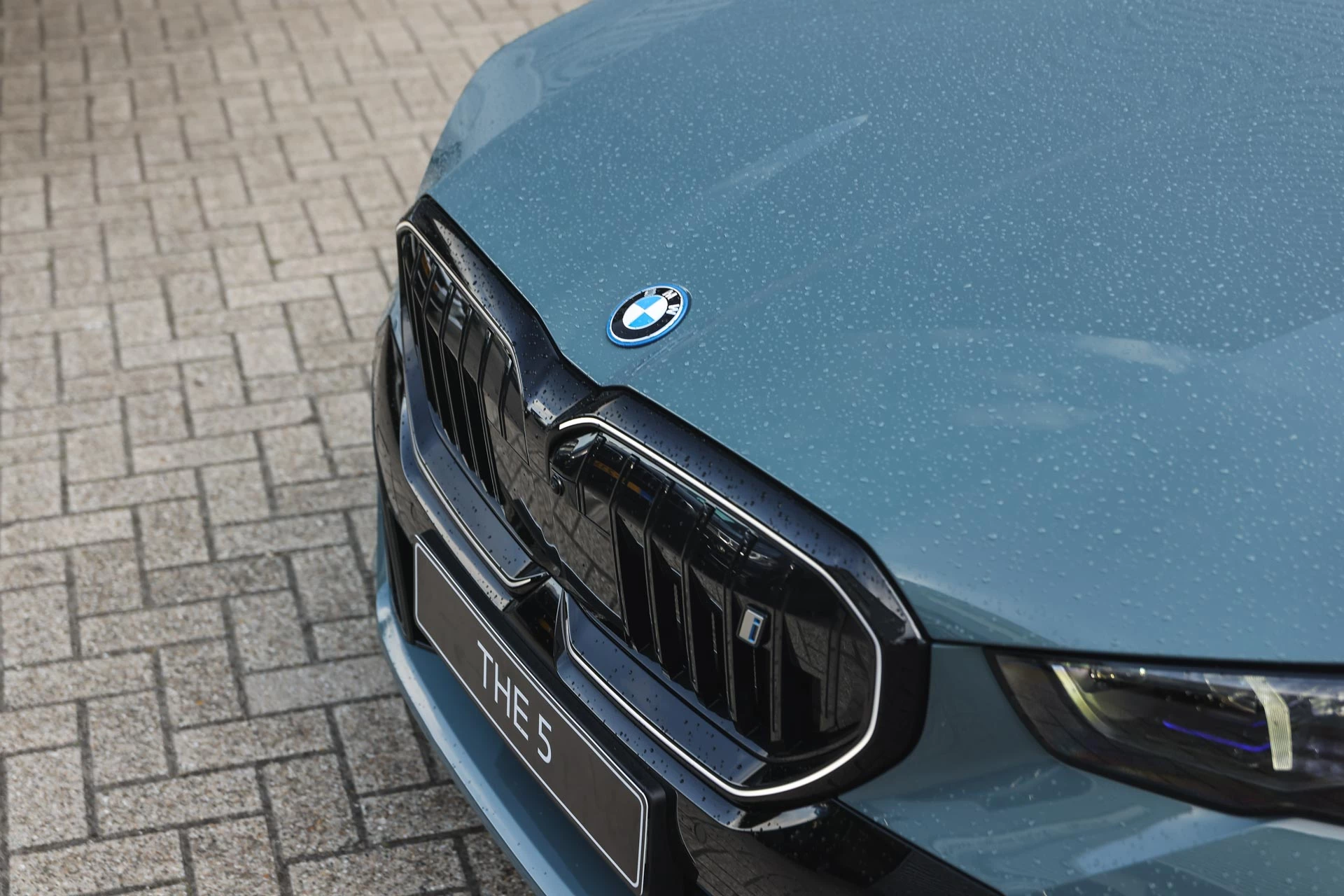 Hoofdafbeelding BMW i5