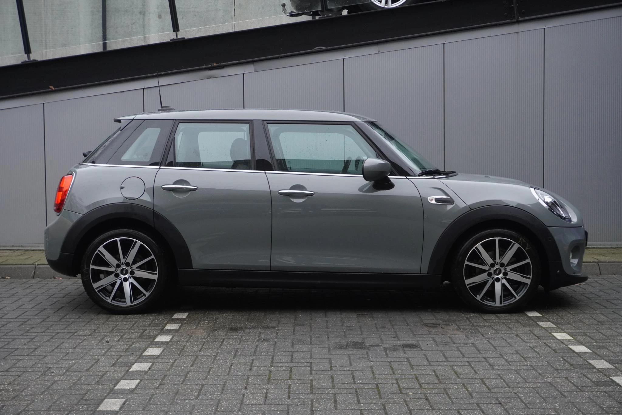 Hoofdafbeelding MINI 5-deurs