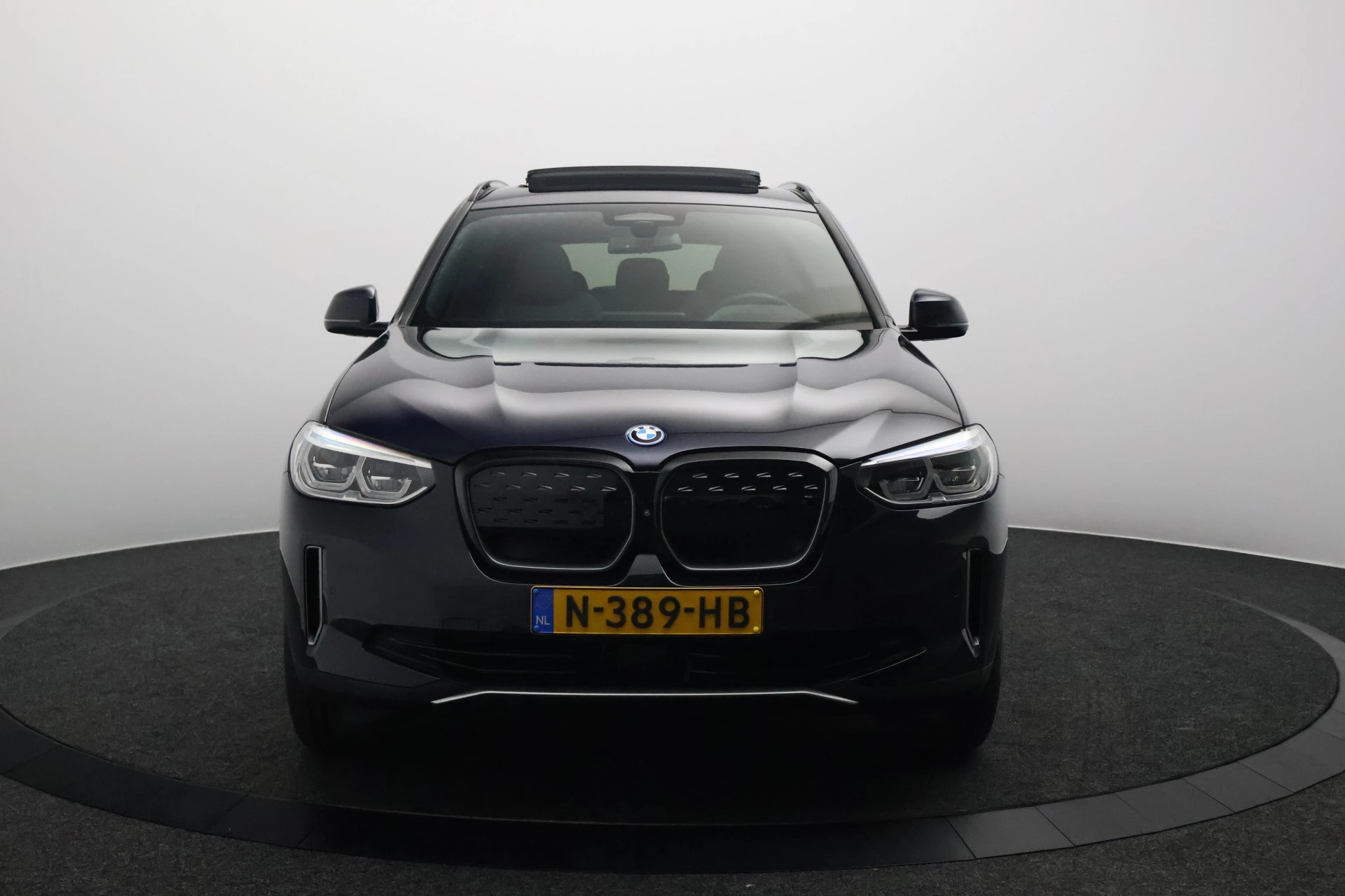 Hoofdafbeelding BMW iX3