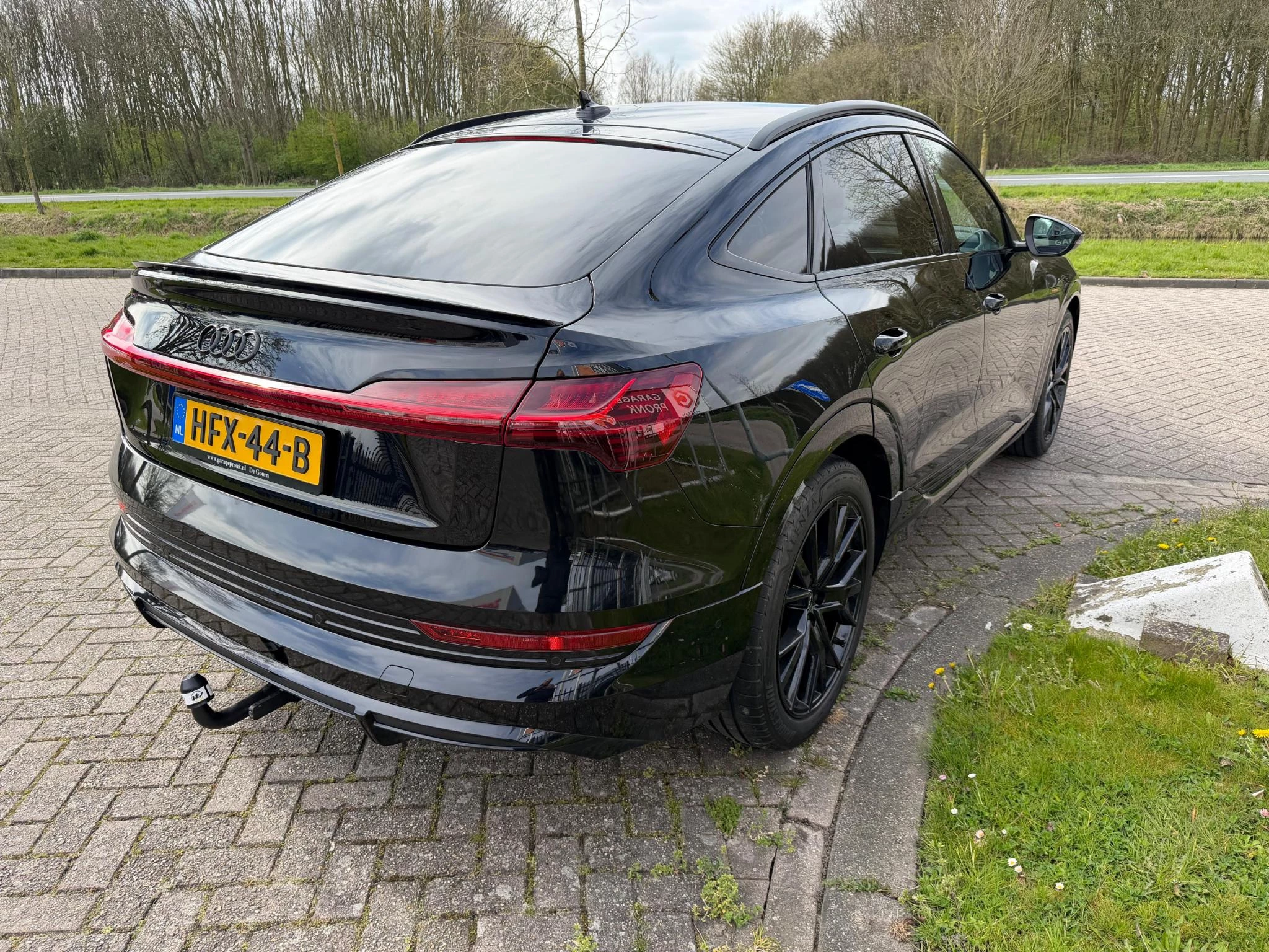 Hoofdafbeelding Audi e-tron