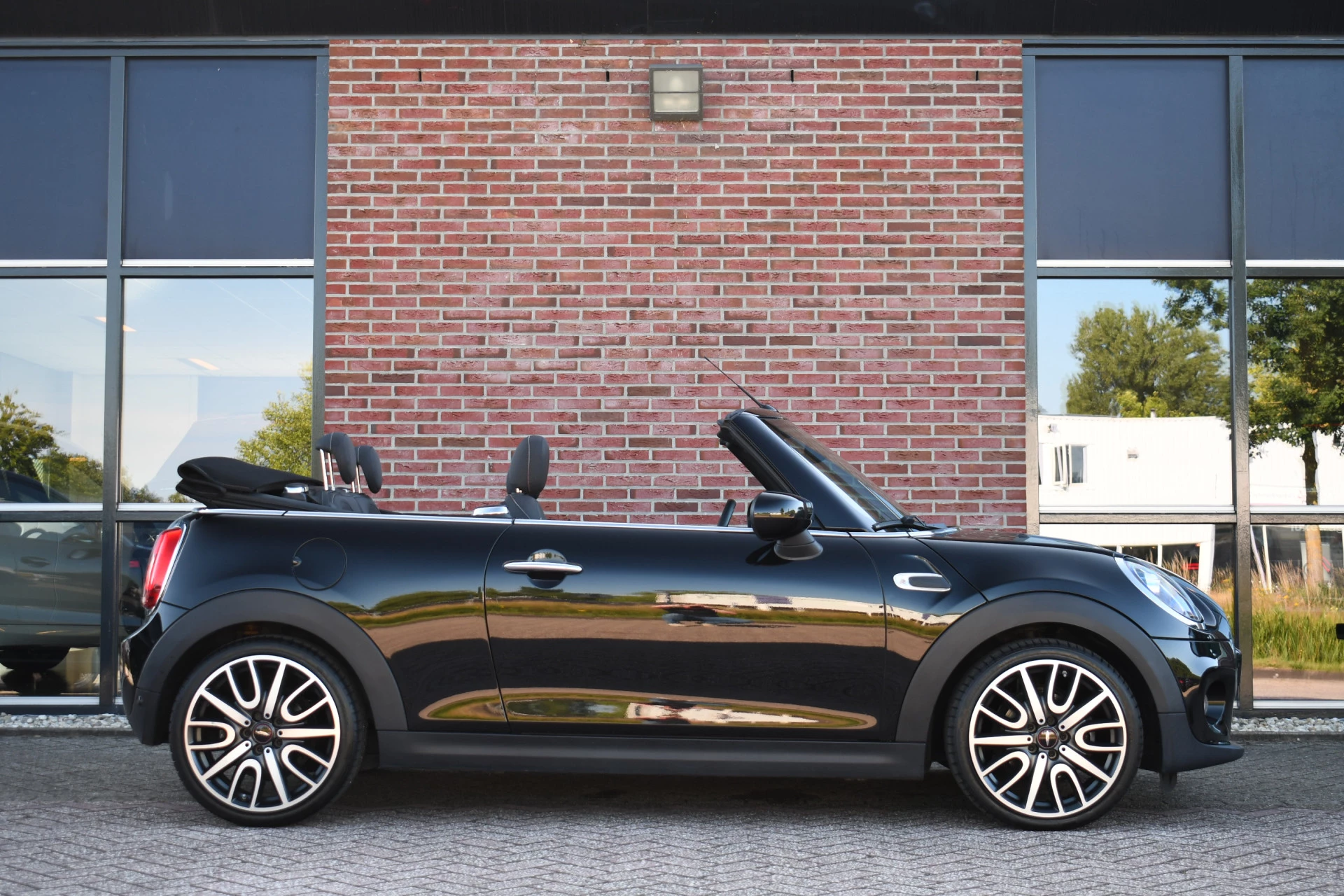 Hoofdafbeelding MINI Cooper Cabrio