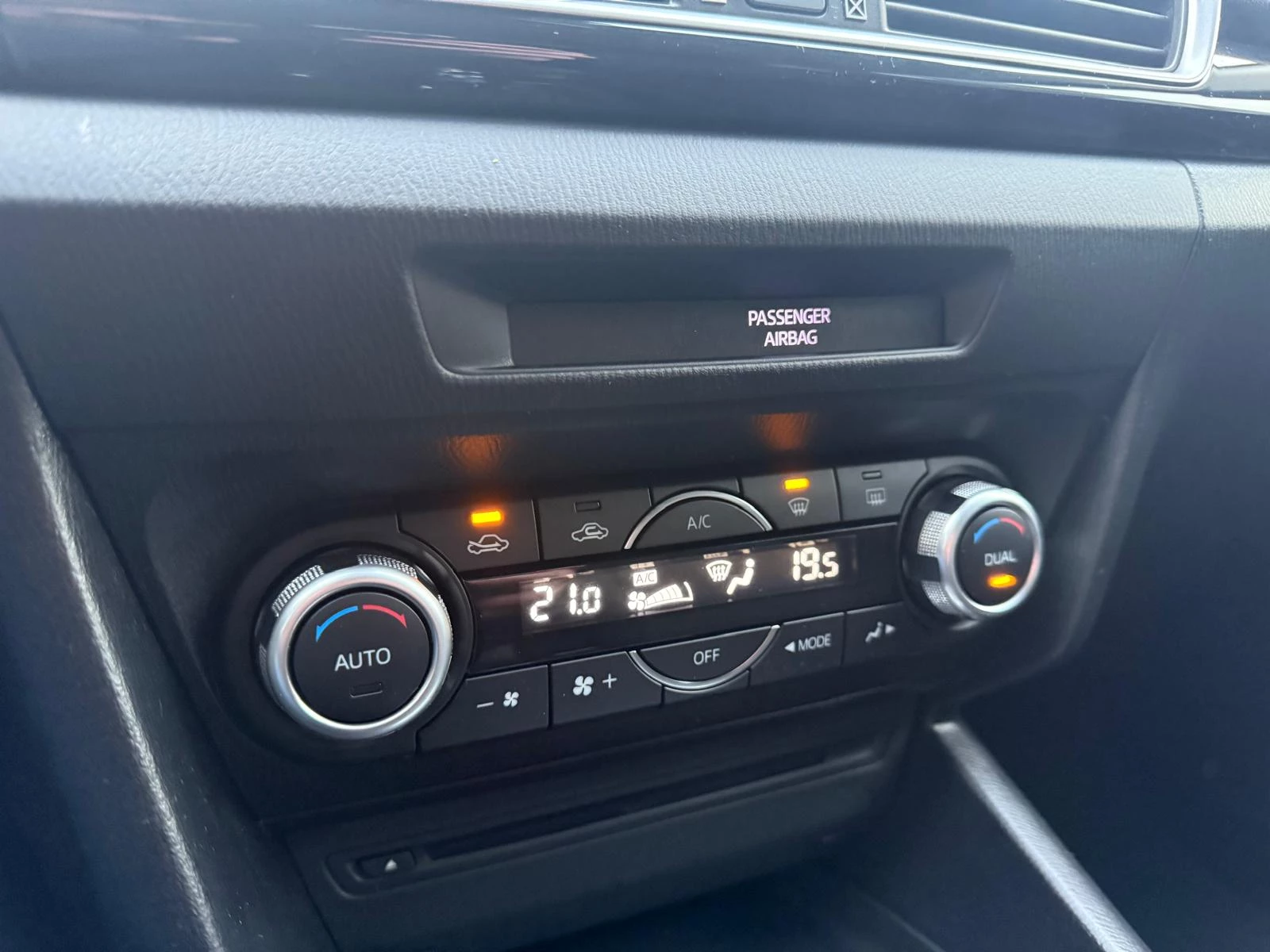 Hoofdafbeelding Mazda 3