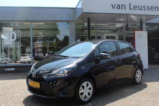 Toyota Yaris 1.5 VVT-I 5-DEURS ALL-SEASON NAVIGATIE 6-SPEED CLIMA CRUISE PARKEERCAMERA