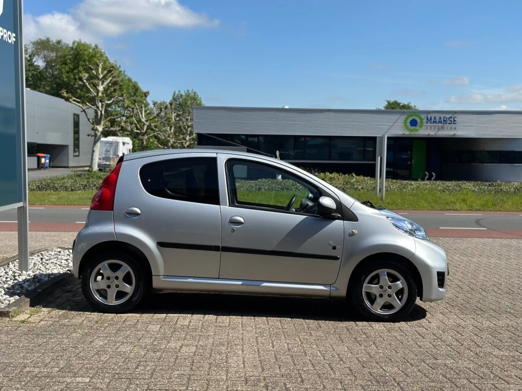 Hoofdafbeelding Peugeot 107