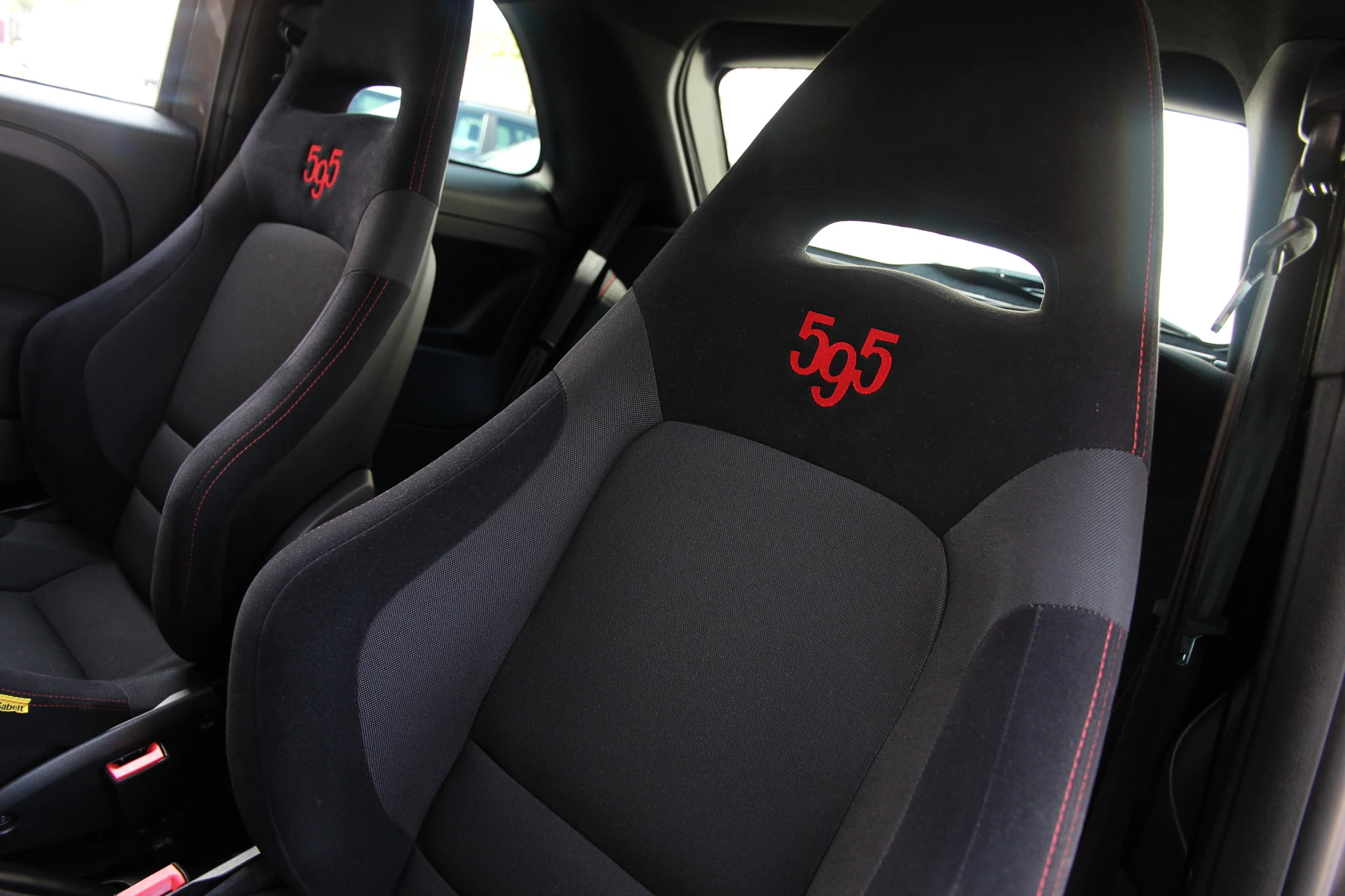 Hoofdafbeelding Abarth 595