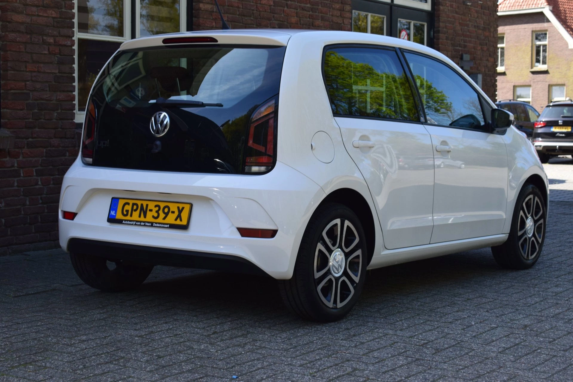 Hoofdafbeelding Volkswagen up!