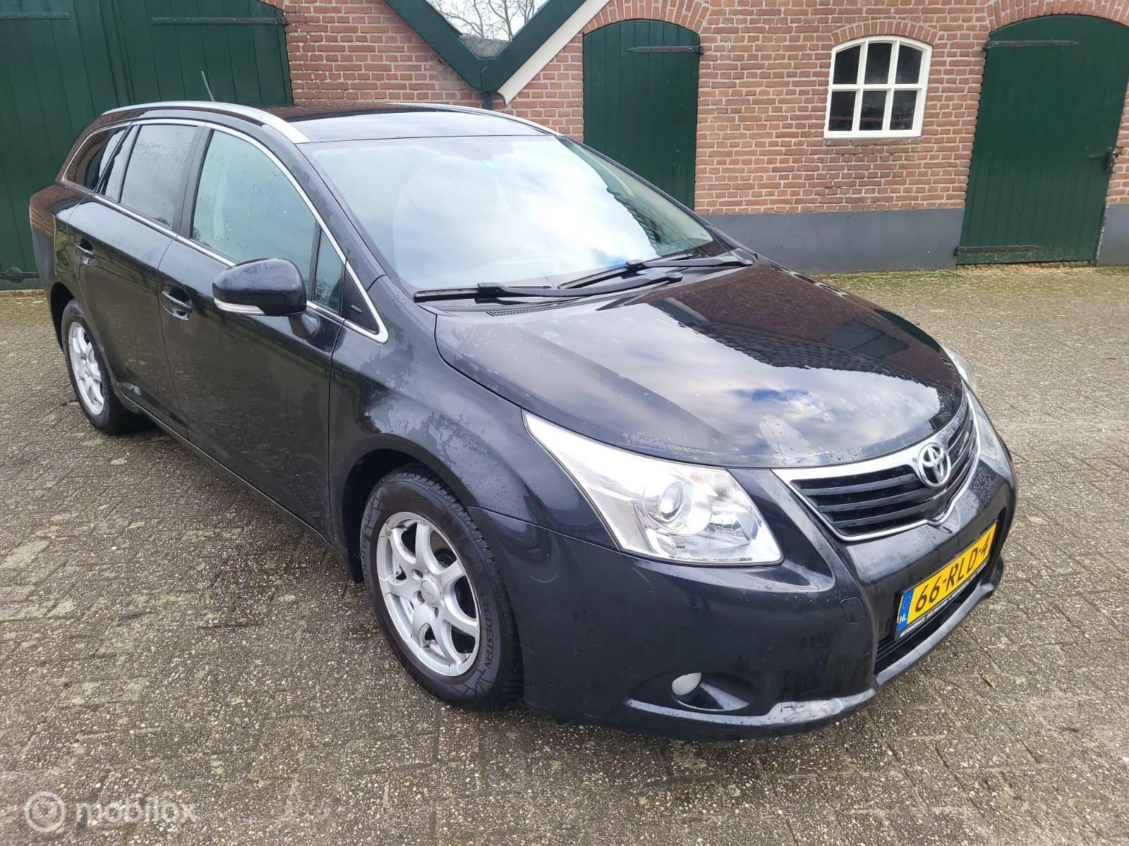 Hoofdafbeelding Toyota Avensis
