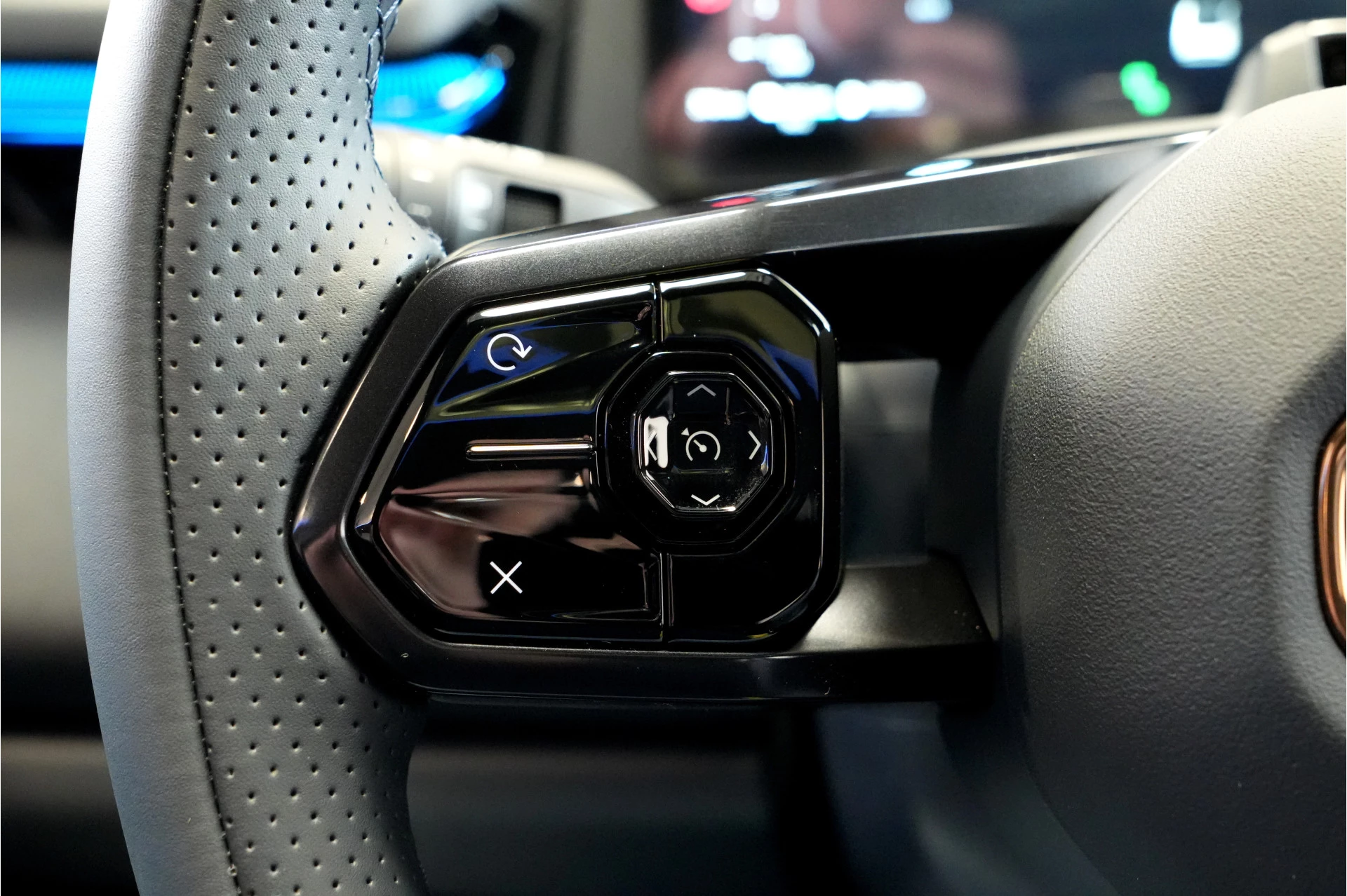 Hoofdafbeelding Lynk & Co 08