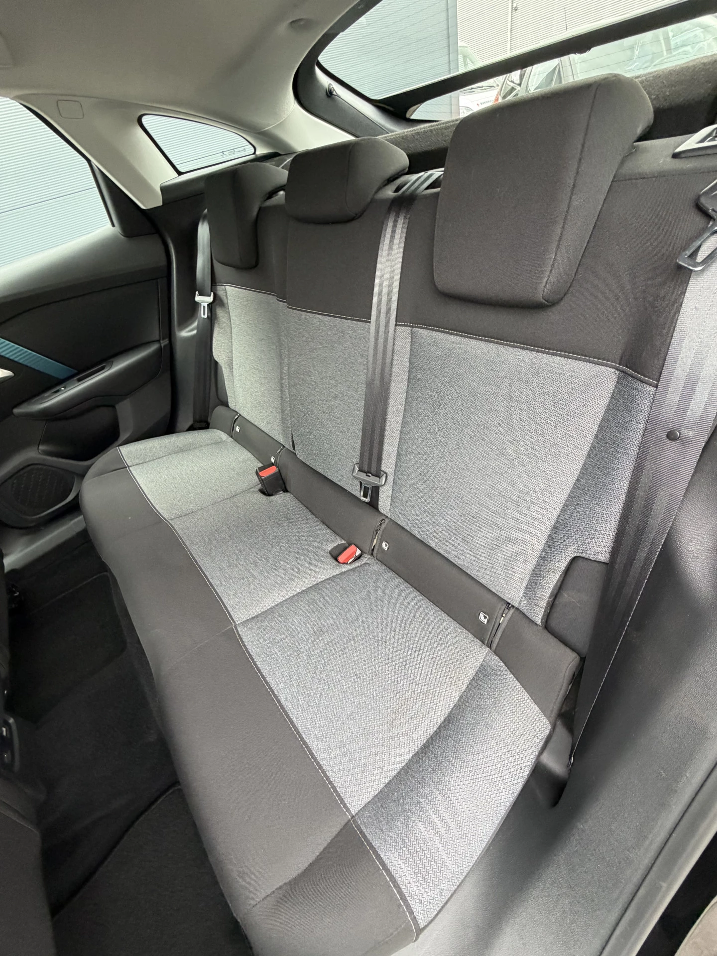 Hoofdafbeelding Citroën ë-C4