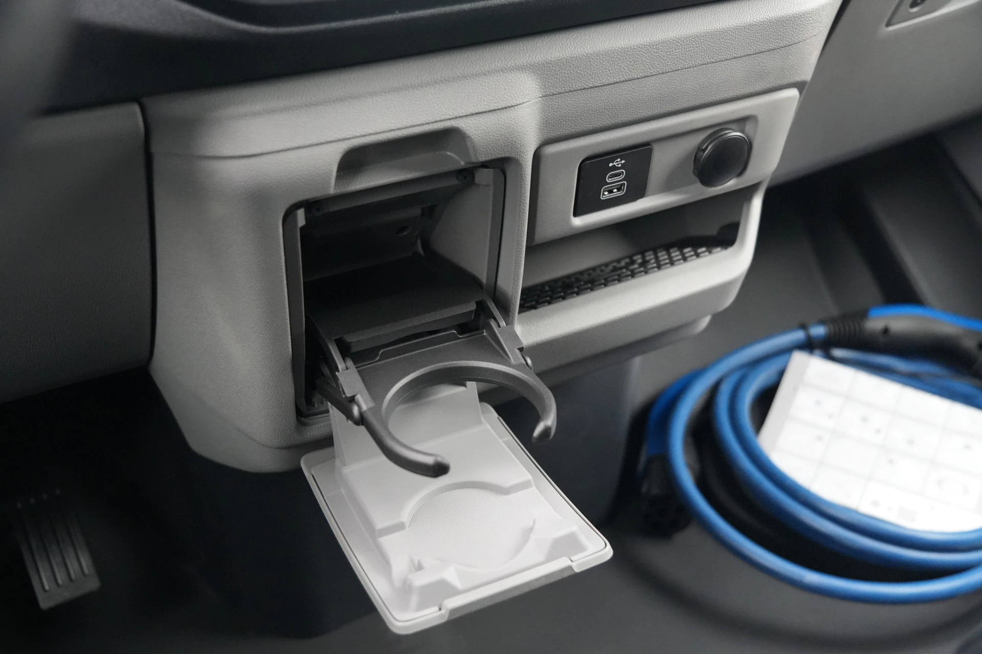 Hoofdafbeelding Ford E-Transit Custom