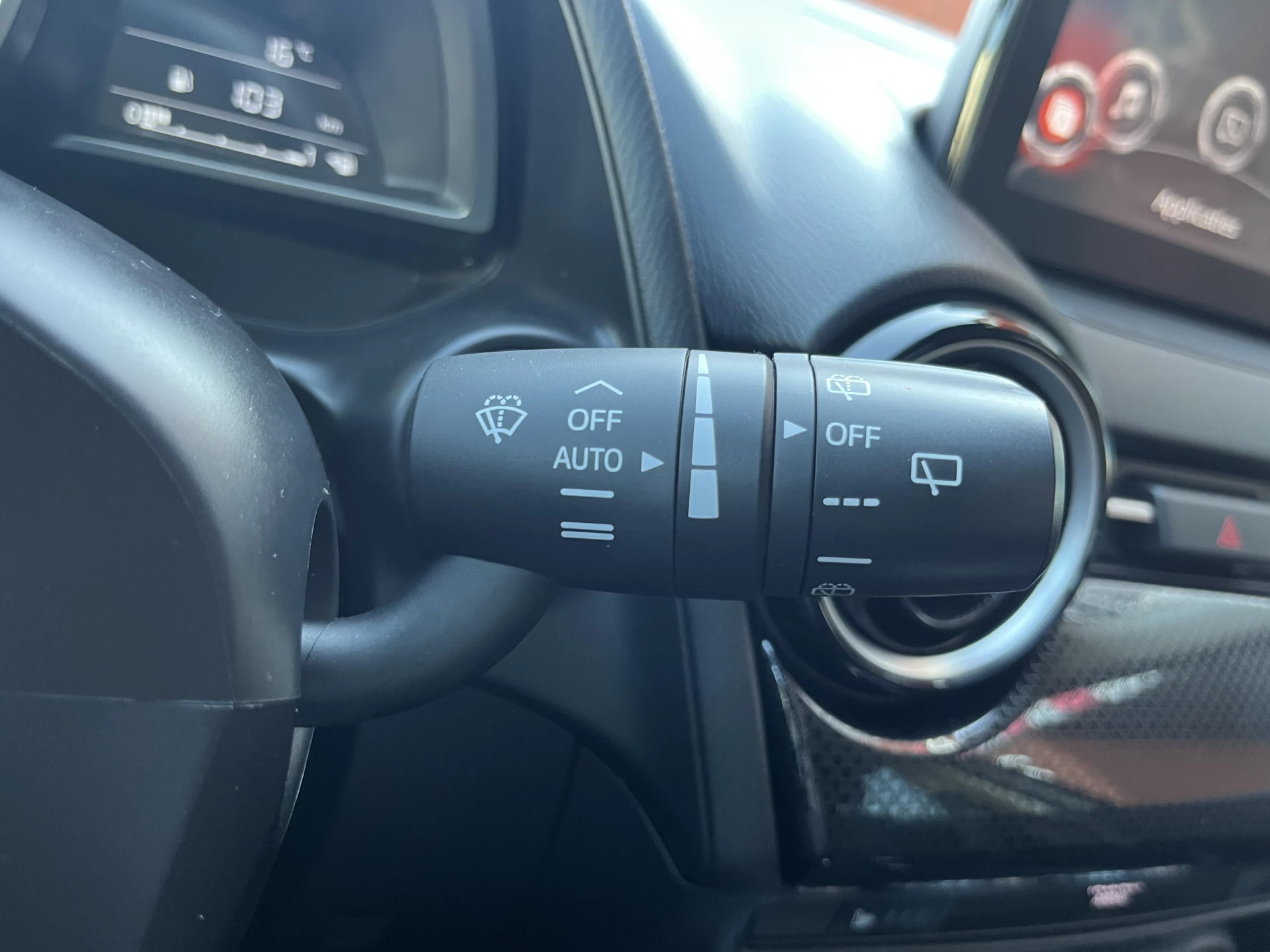 Hoofdafbeelding Mazda 2