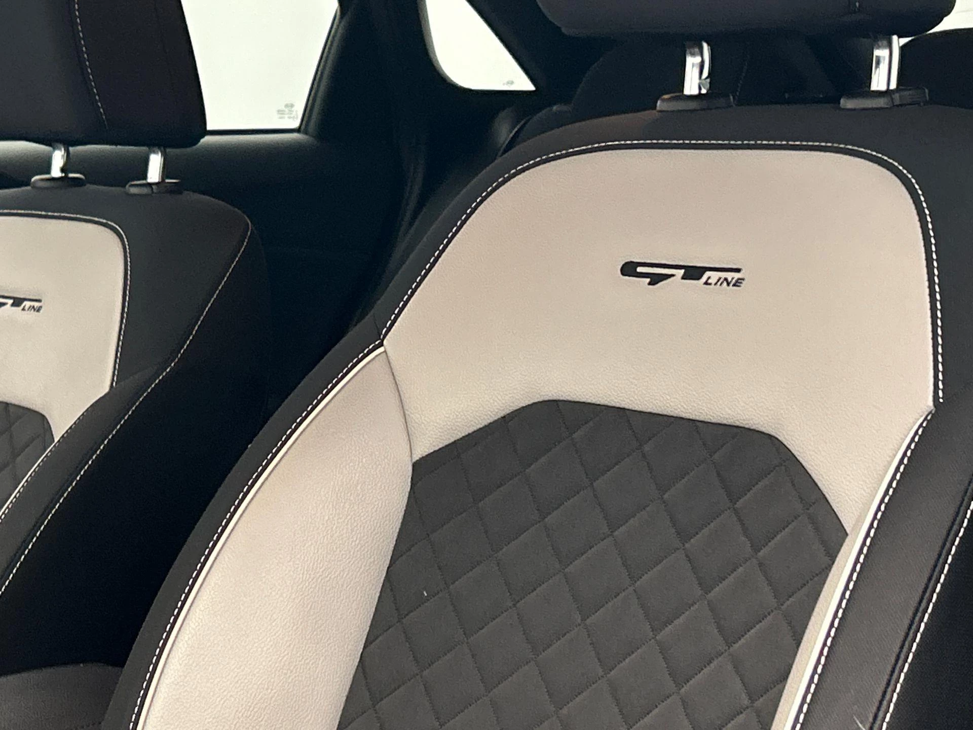 Hoofdafbeelding Kia Ceed