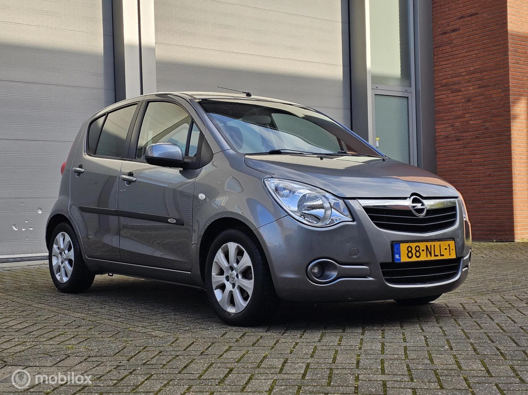 Hoofdafbeelding Opel Agila