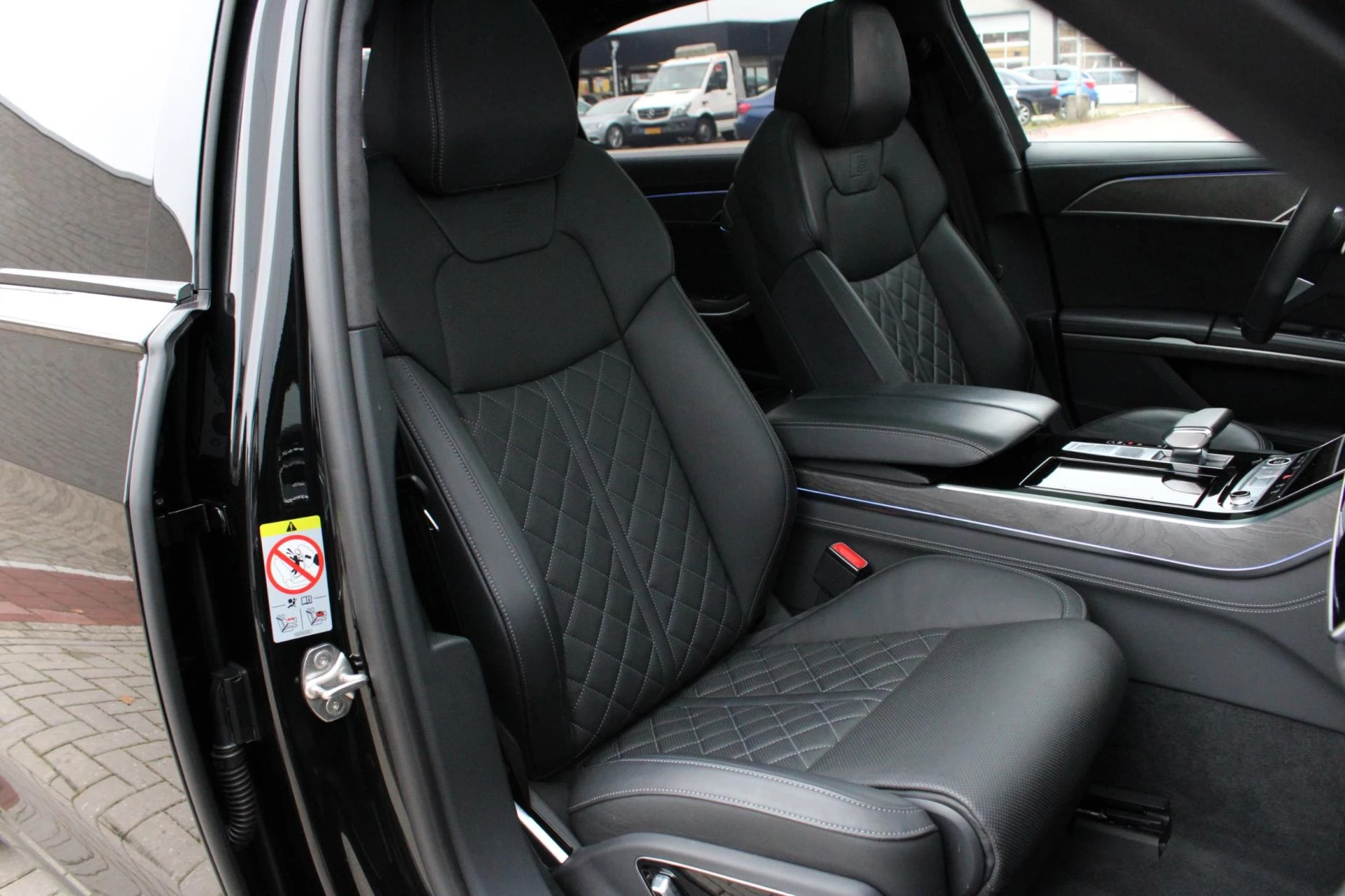 Hoofdafbeelding Audi A8