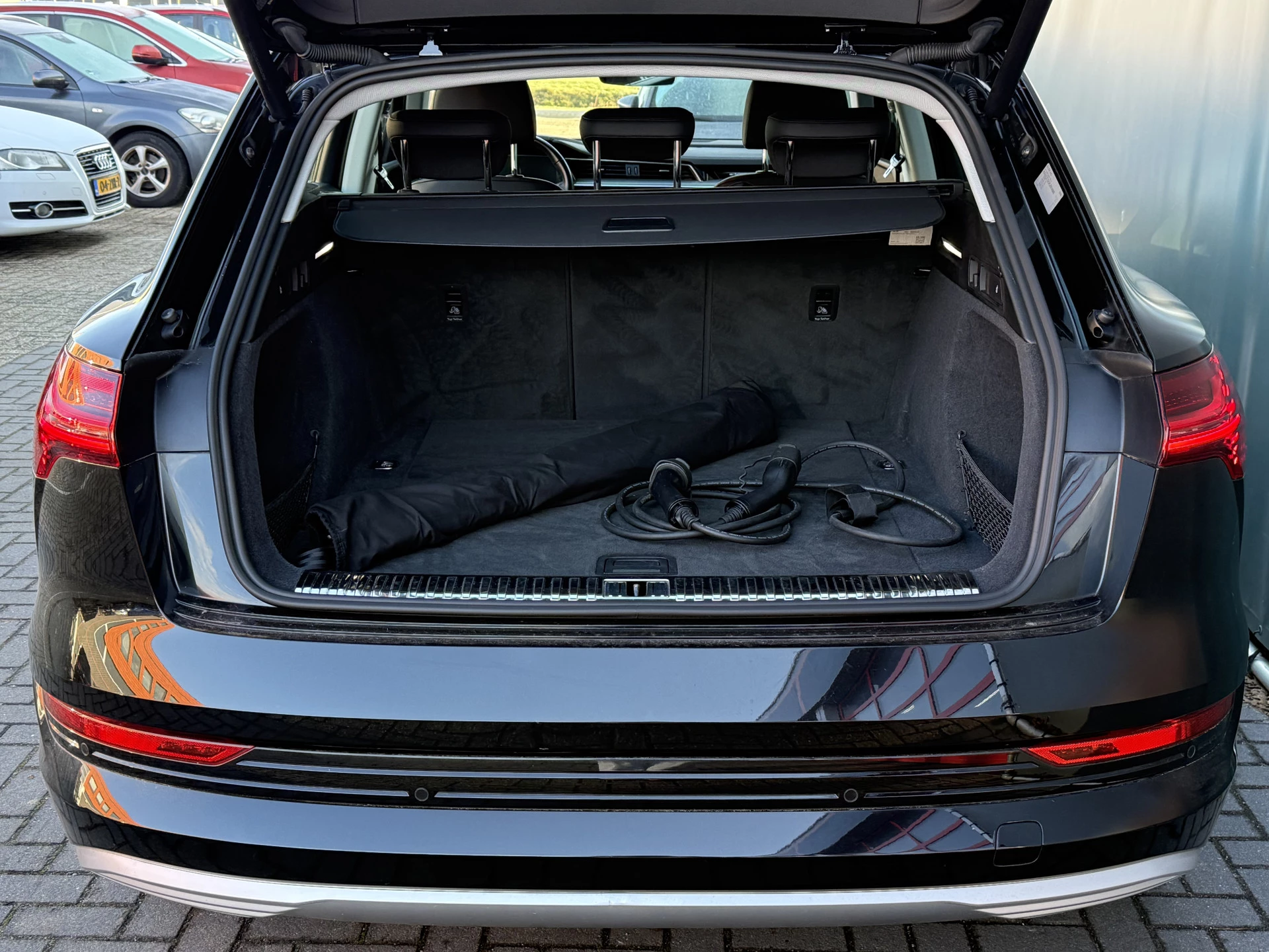 Hoofdafbeelding Audi e-tron