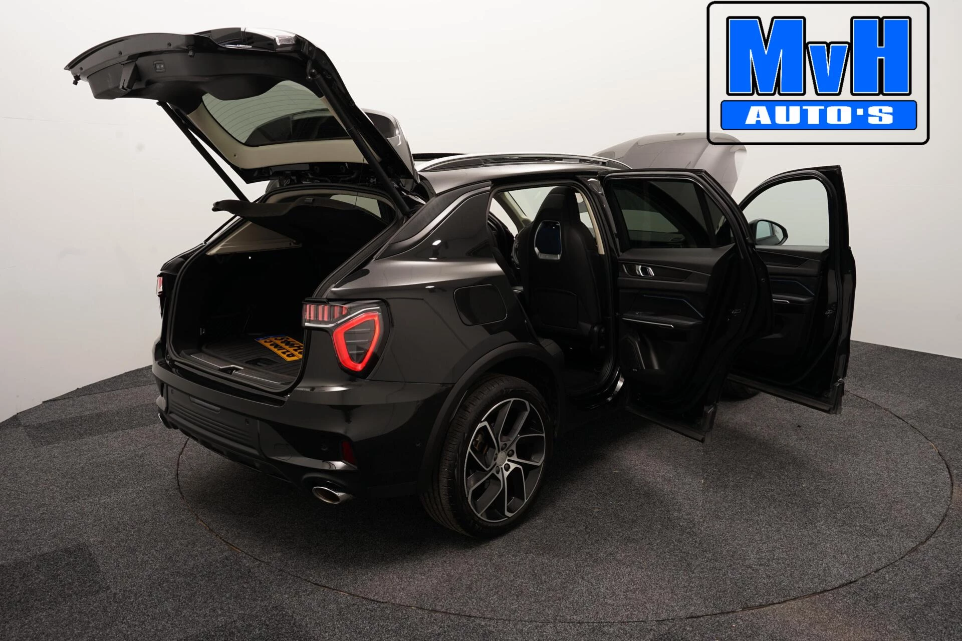 Hoofdafbeelding Lynk & Co 01