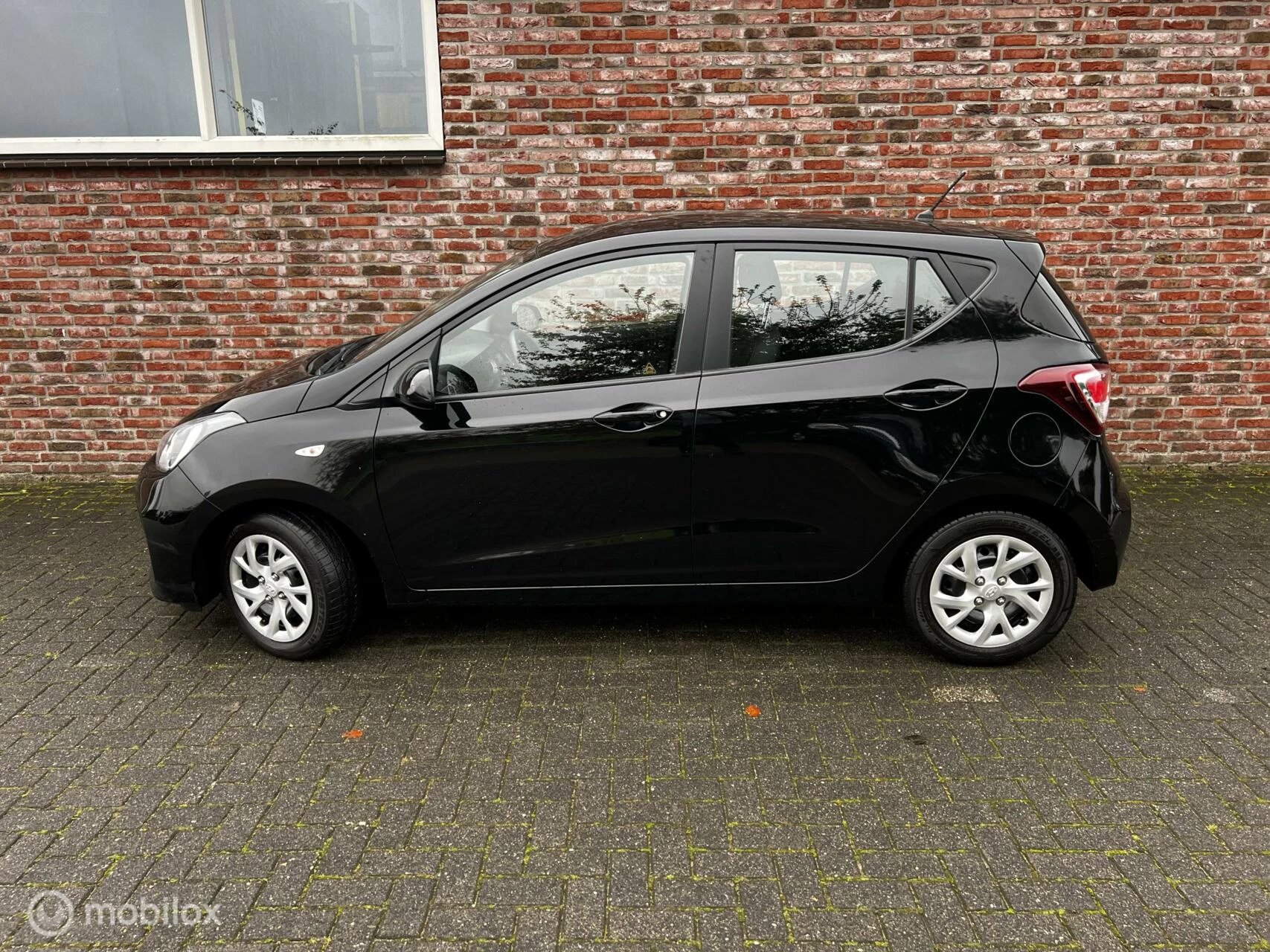 Hoofdafbeelding Hyundai i10