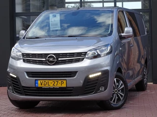 Hoofdafbeelding Opel Vivaro Opel Vivaro 2.0 CDTI L3H1 DC Edition | Airco | Navigatie | Achteruitrijcamera | 6 Persoons | Nieuw model |