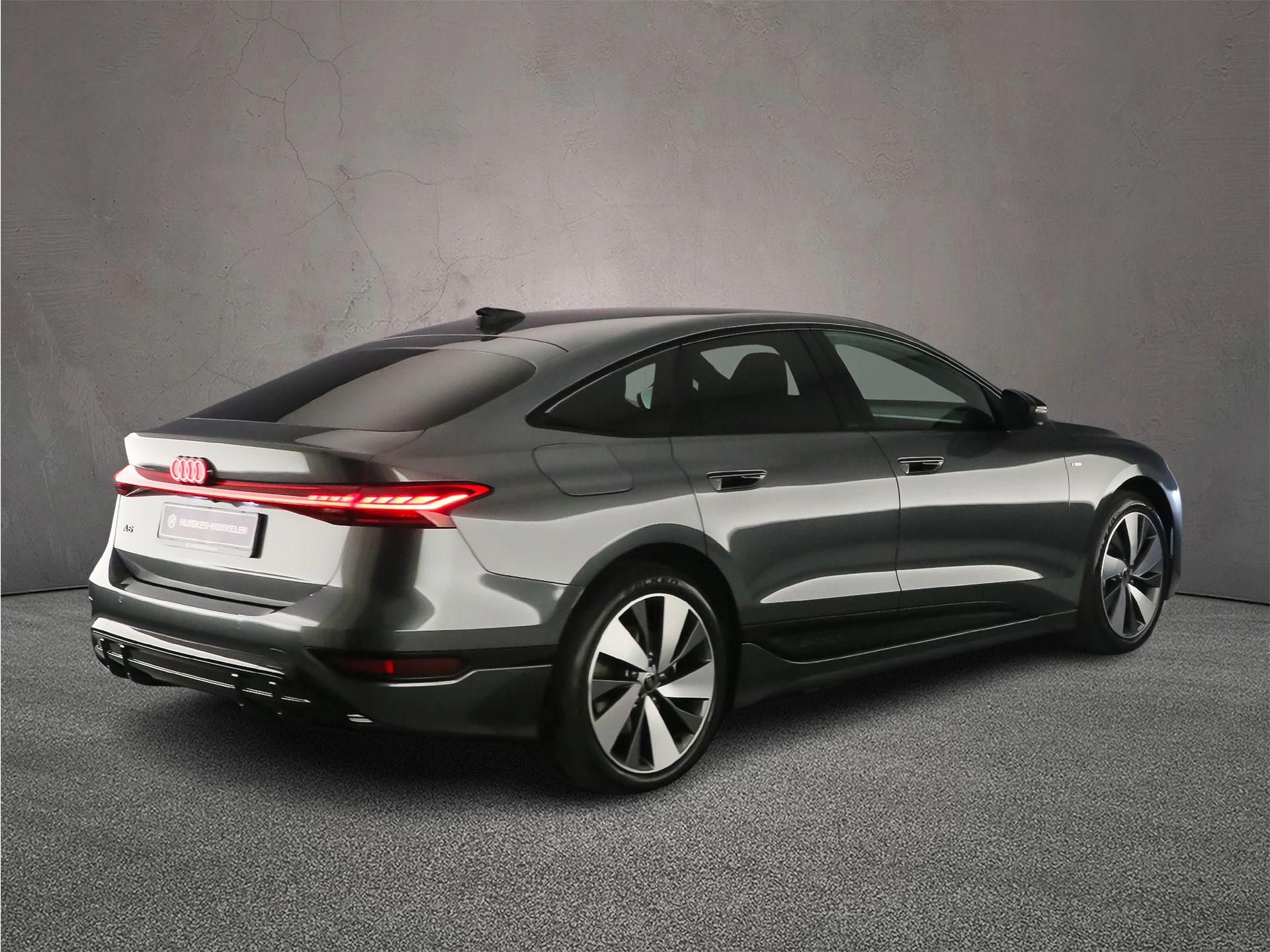 Hoofdafbeelding Audi A6 Avant e-tron