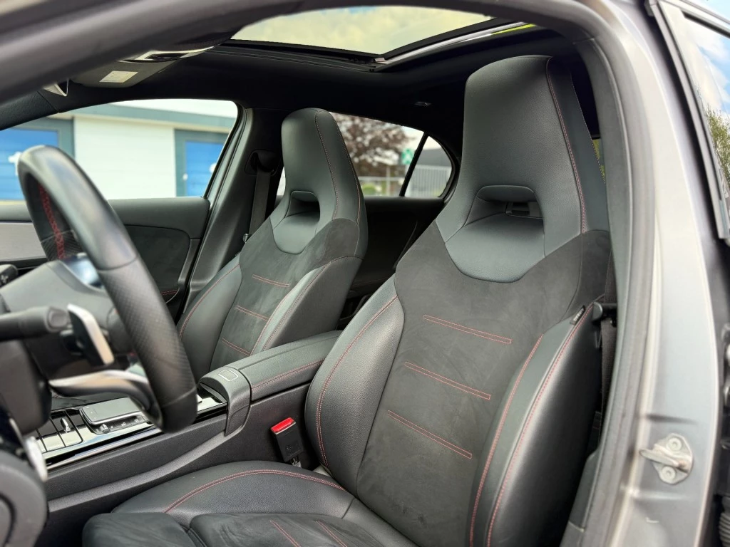 Hoofdafbeelding Mercedes-Benz 200-serie